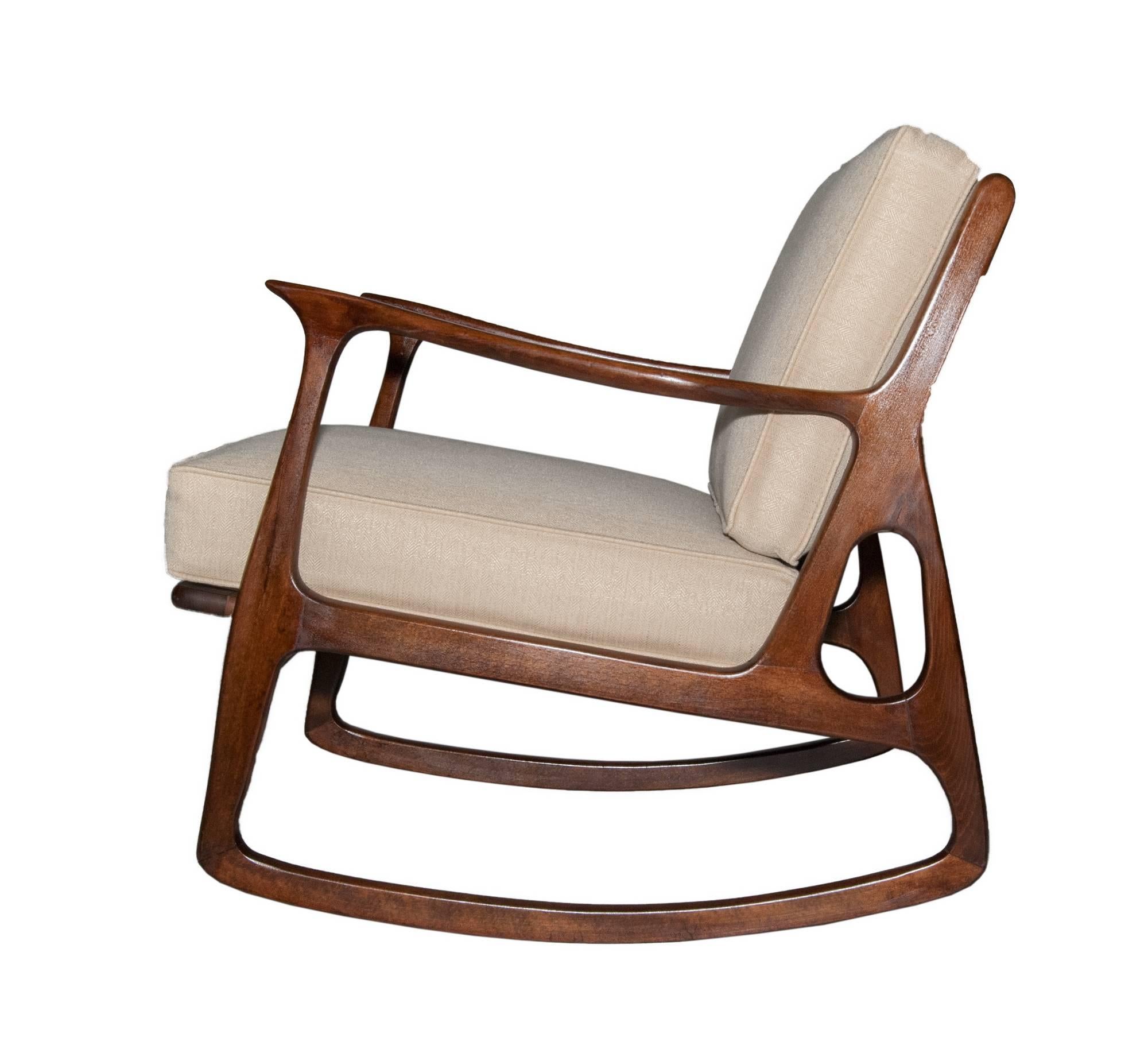 Mid-Century Modern Italian Walnut Wood Rocking Chair, 1960s