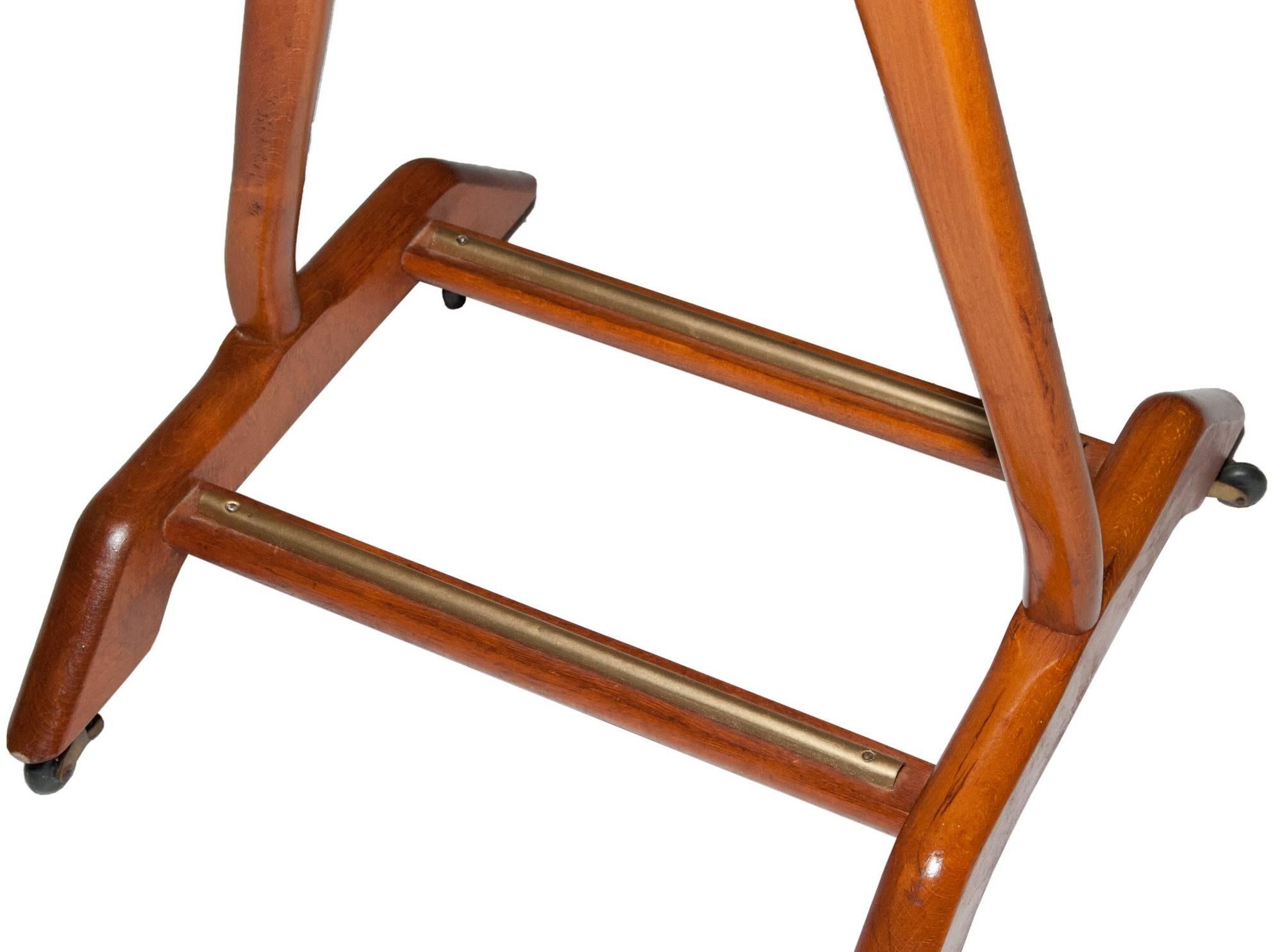 Ico Parisi Valet Stand pour Fratelli Reguitti, Italie, années 1950 Excellent état à Amherst, NH