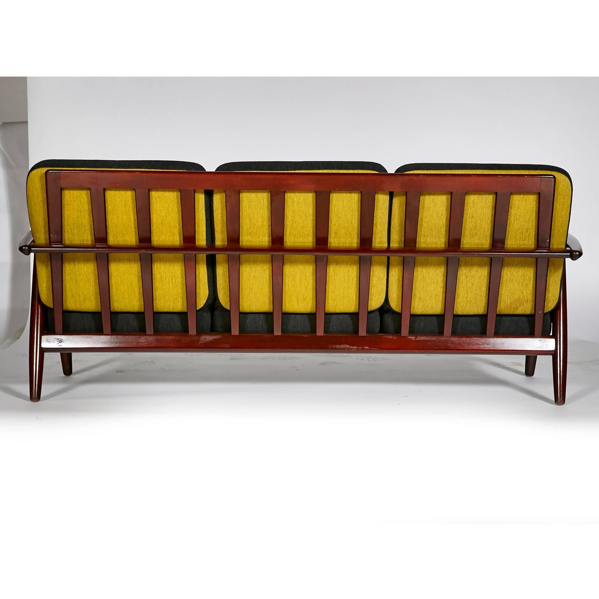 Hans J. Wegner for GETAMA Cigar Sofa with Reversible Cushions In Excellent Condition For Sale In Amherst, NH