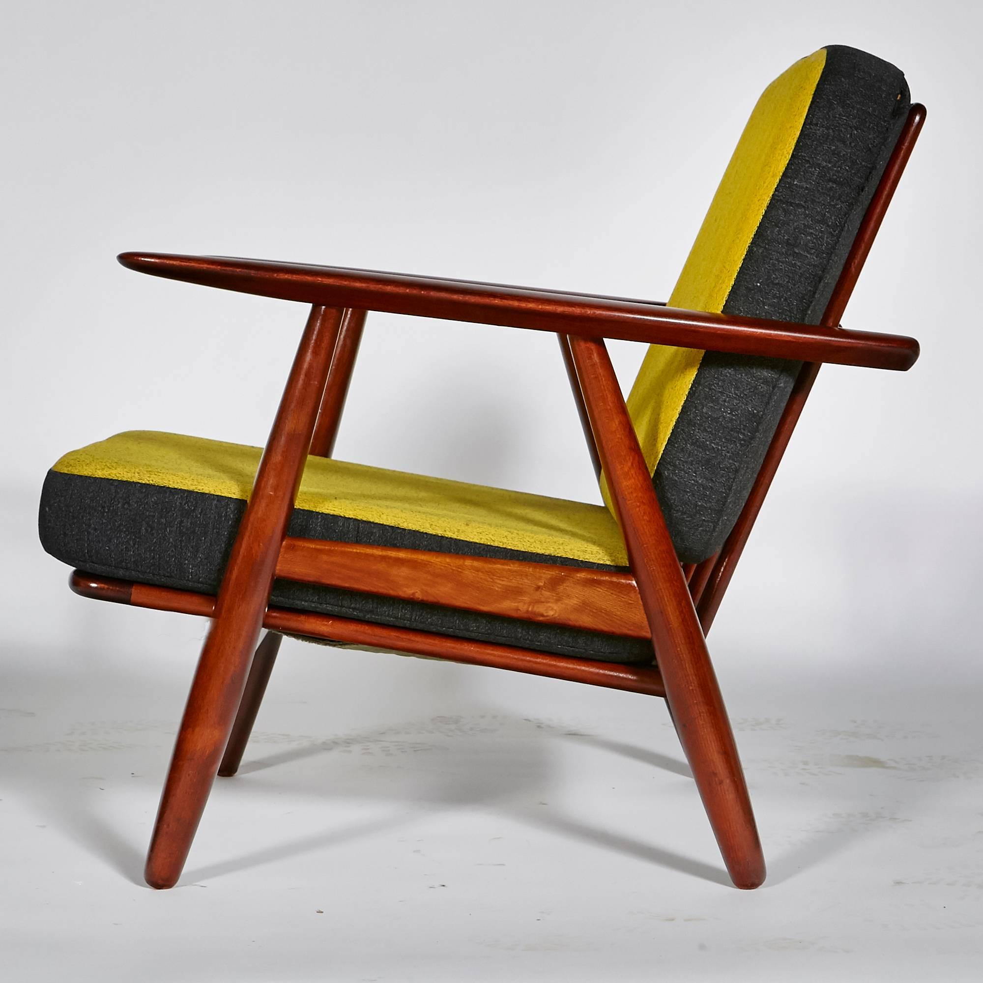 Scandinavian Modern Hans J. Wegner for GETAMA Cigar Chair with Reversible Cushions For Sale