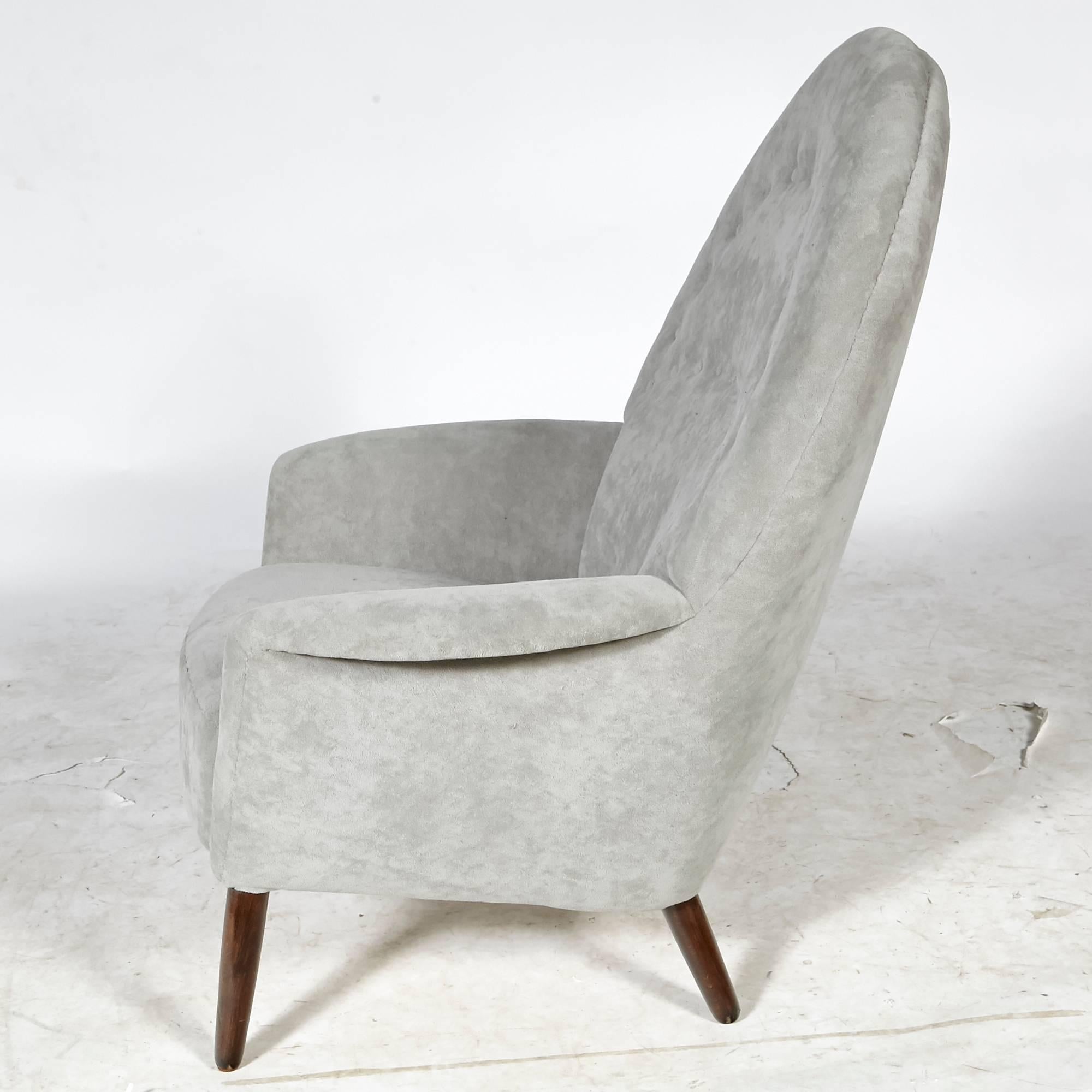 Scandinavian Modern Danish Round Back Lounge Chair with Rosewood Legs, 1960s