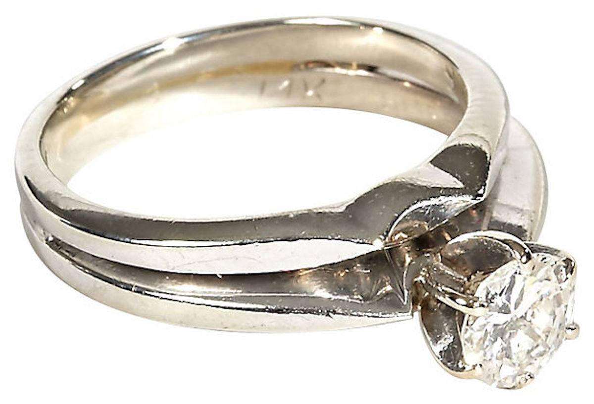 Mid-20th Century 14-Karat White Gold and Diamond Ring Set For Sale