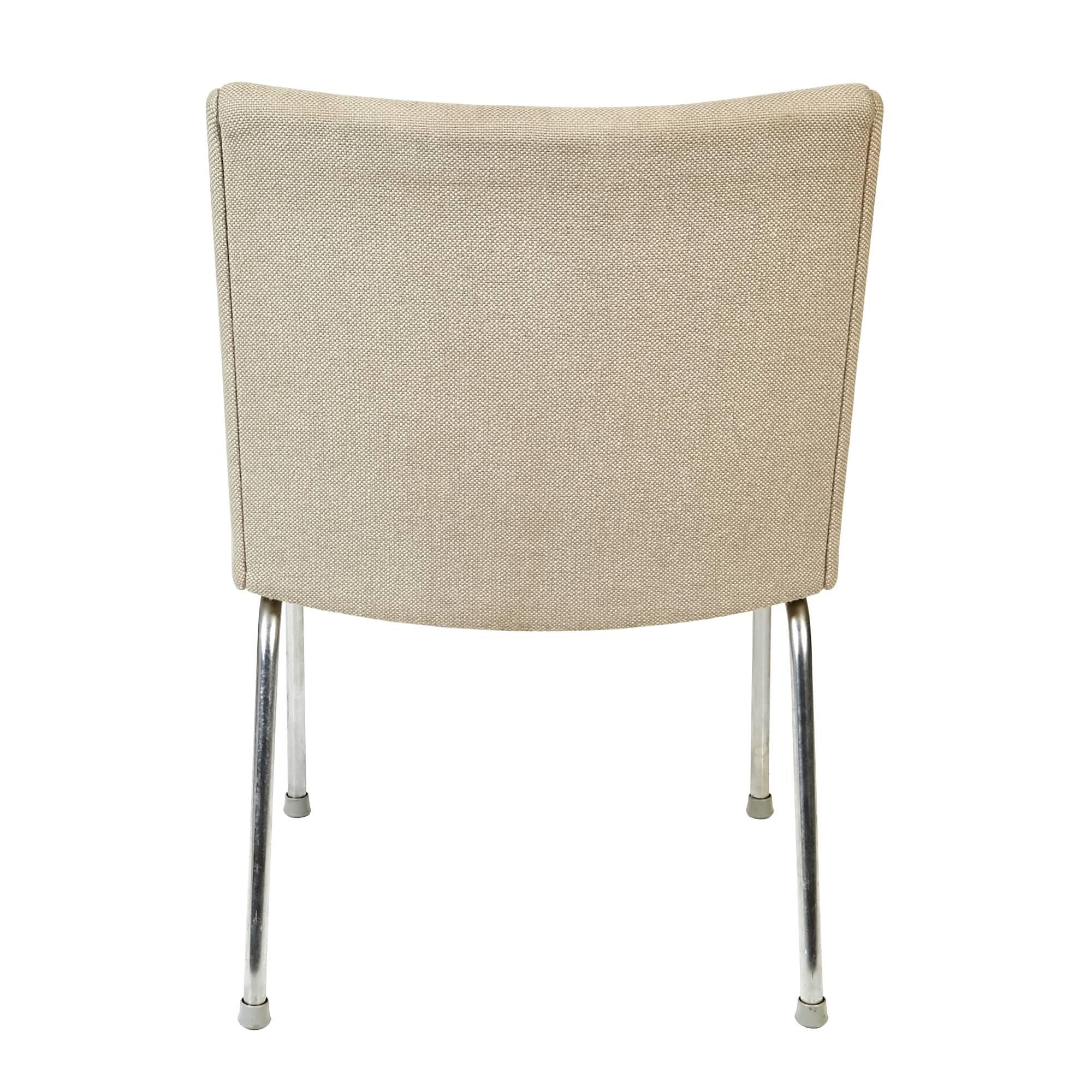 Airport Chairs by Hans J. Wegner for Carl Hansen, Denmark, Set of Six For Sale 3