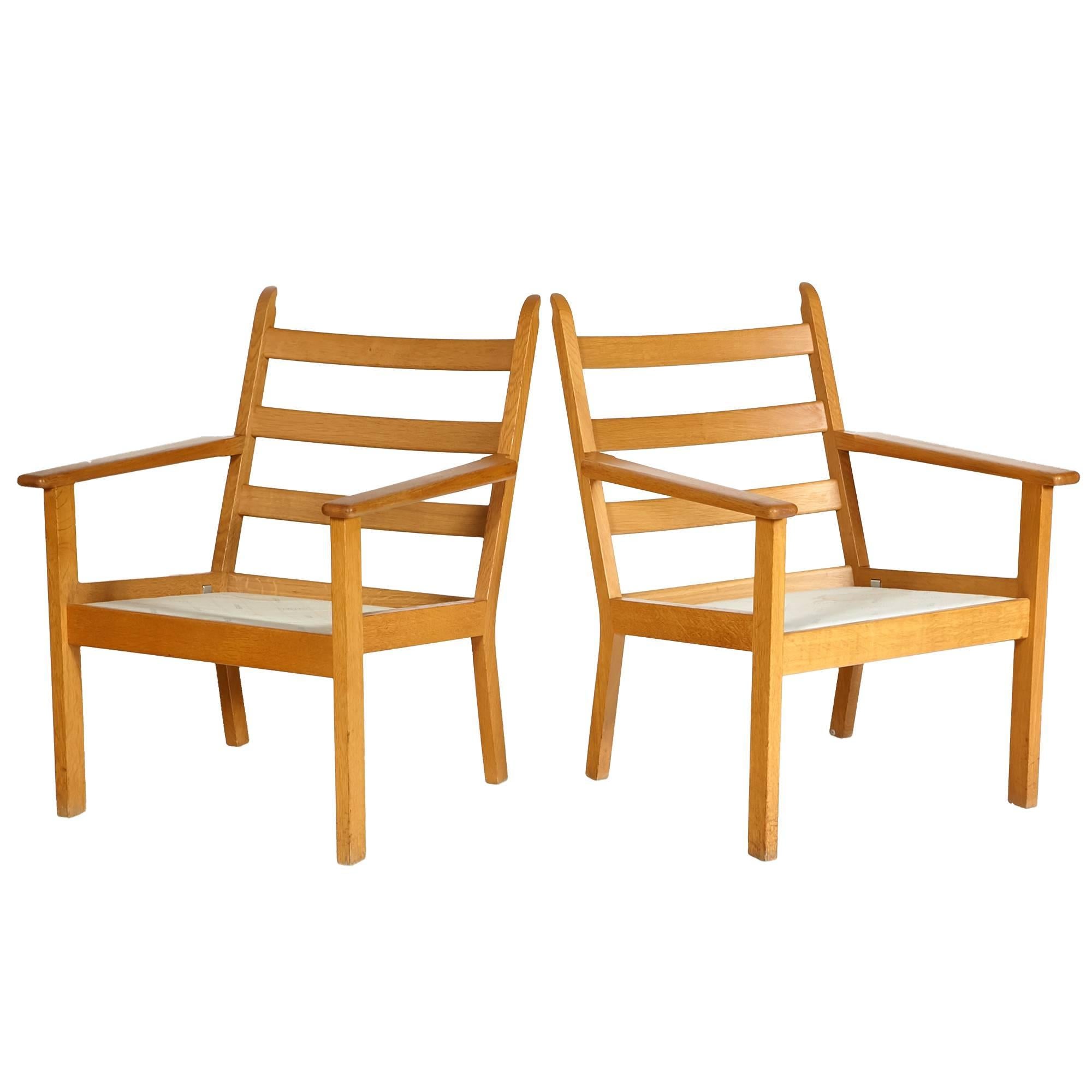Mid-Century Modern Hans J. Wegner Oak Lounge Chairs by GETAMA, Pair