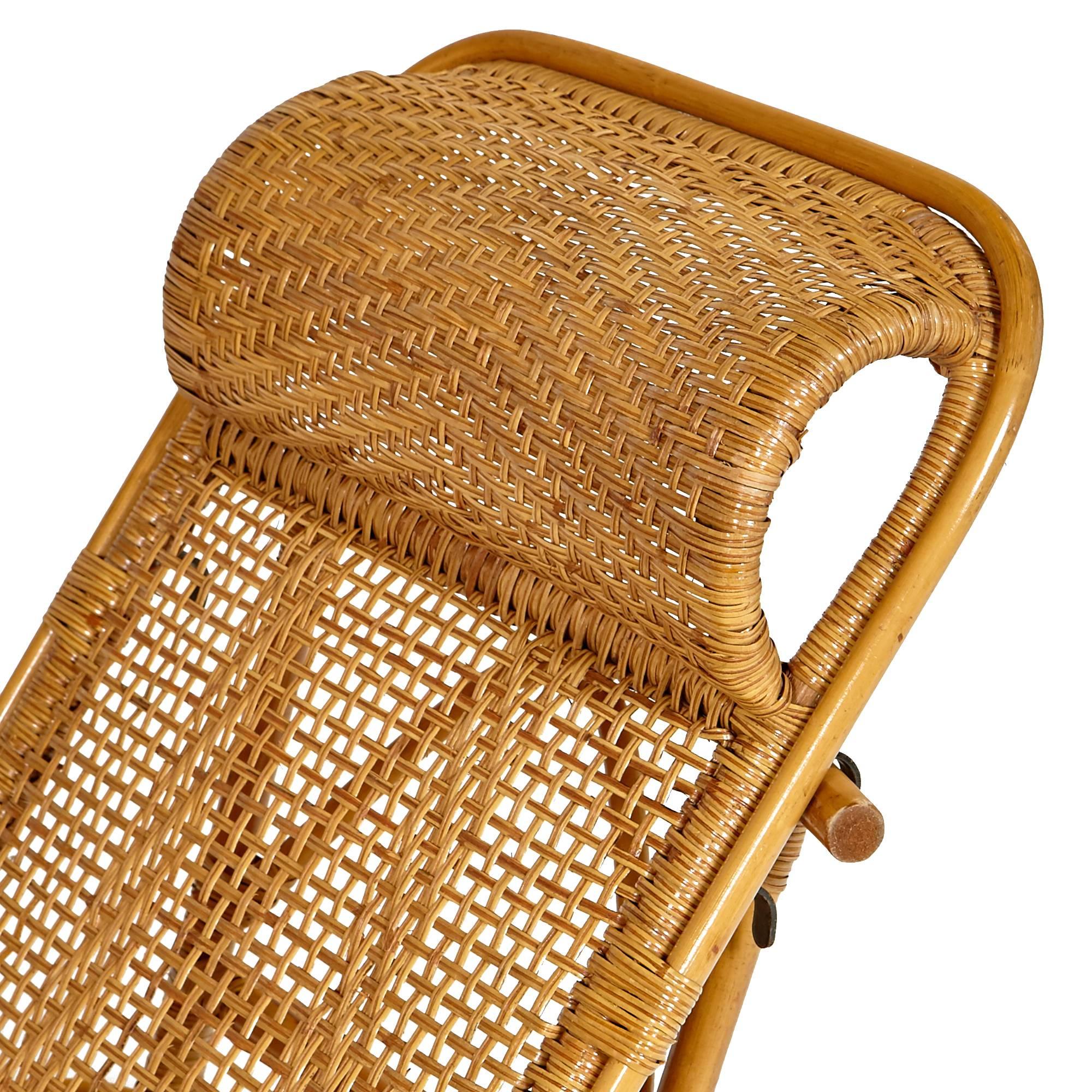 folding rattan beach chair