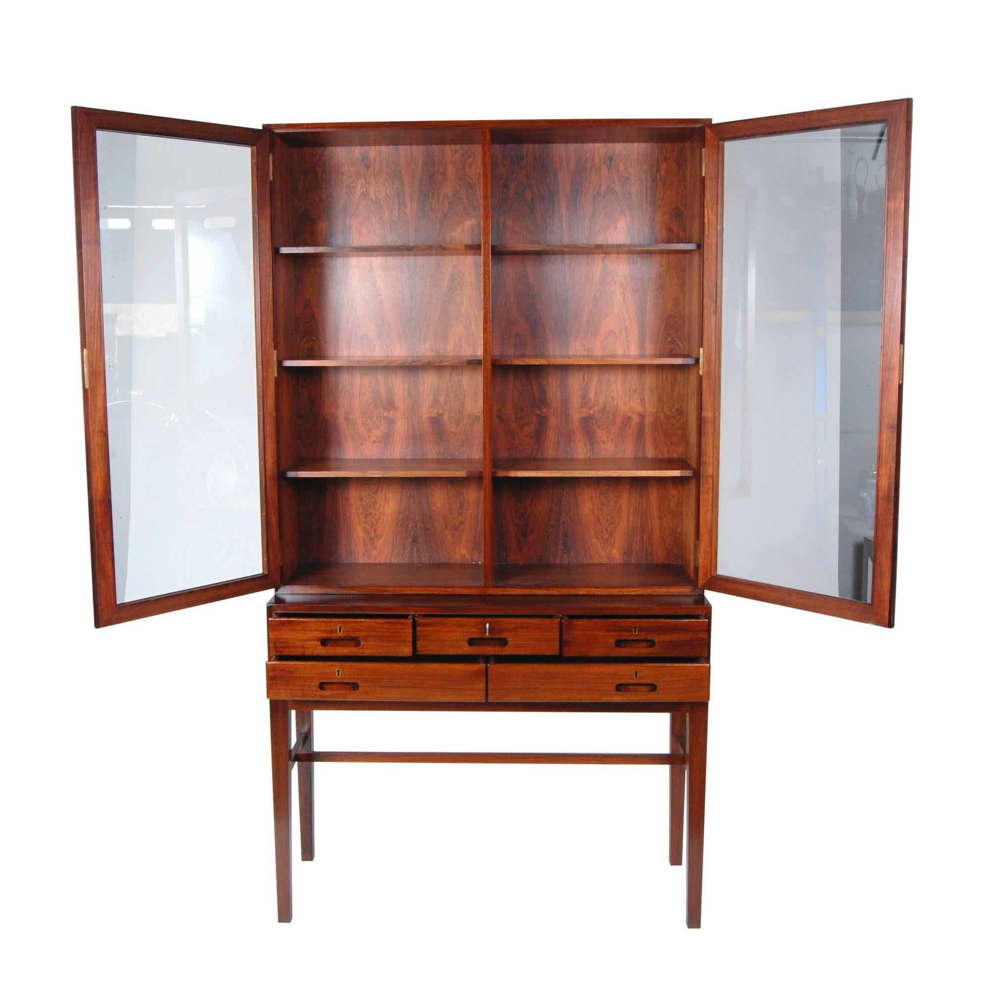 Svend Langkilde Danish Rosewood Glass Front Cabinet, 1960s In Excellent Condition In Amherst, NH