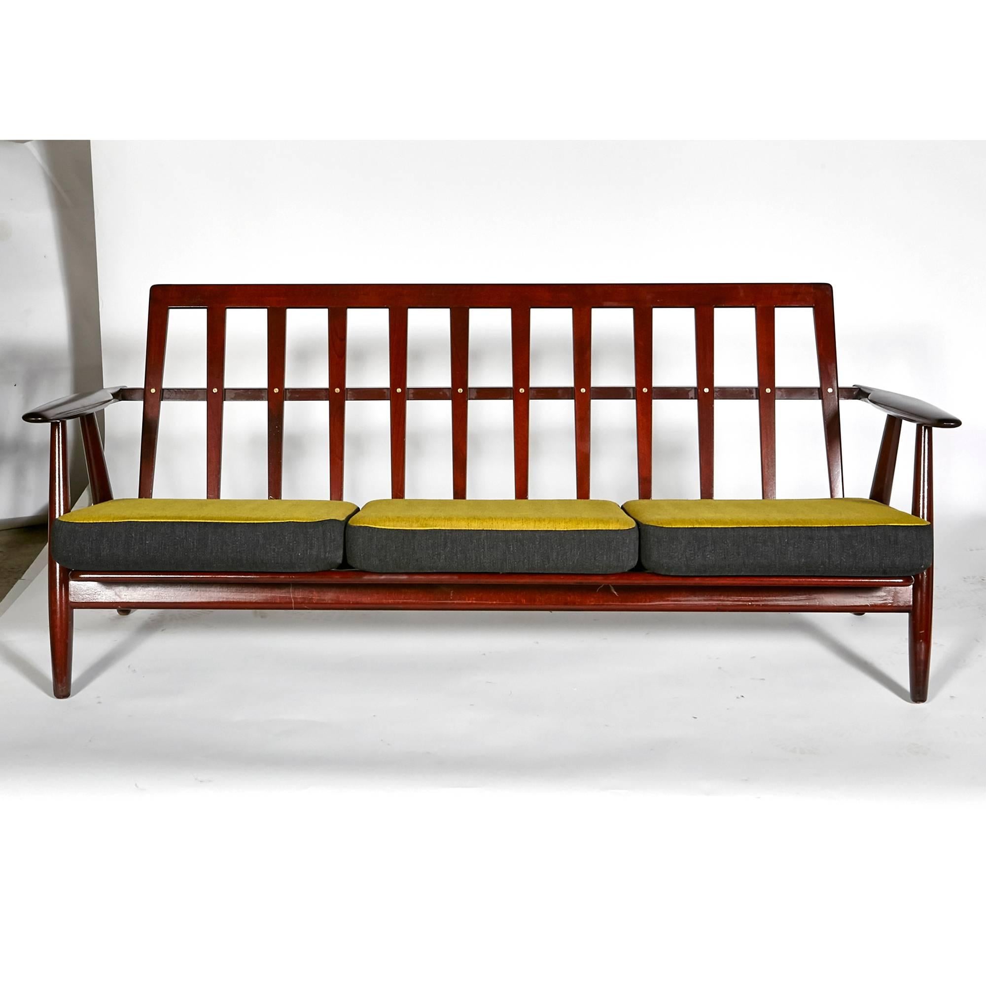 Hans J. Wegner for GETAMA Cigar Sofa with Reversible Cushions For Sale 2