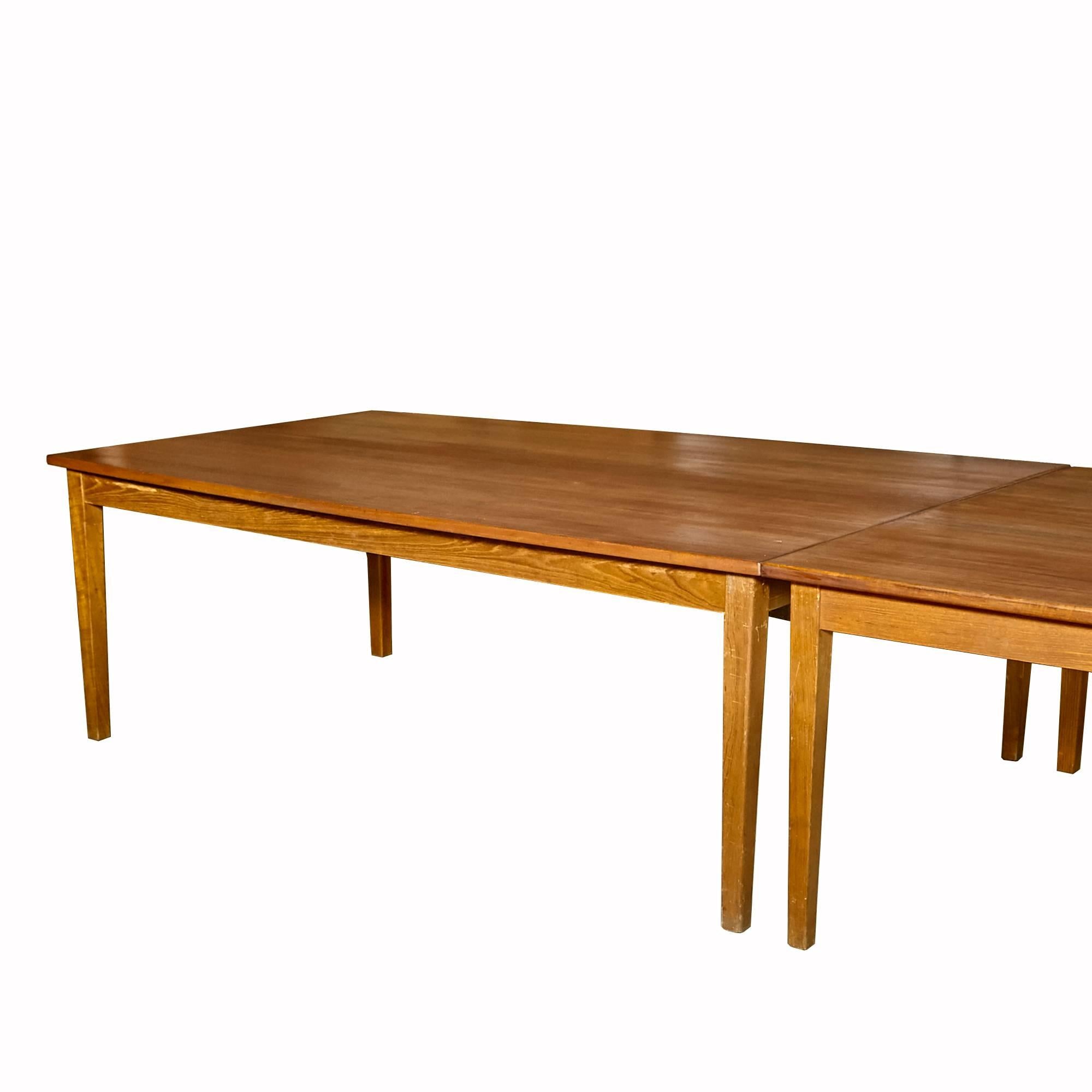 Danish Teak Four-Section, Boat-Style Conference Table In Good Condition In Amherst, NH