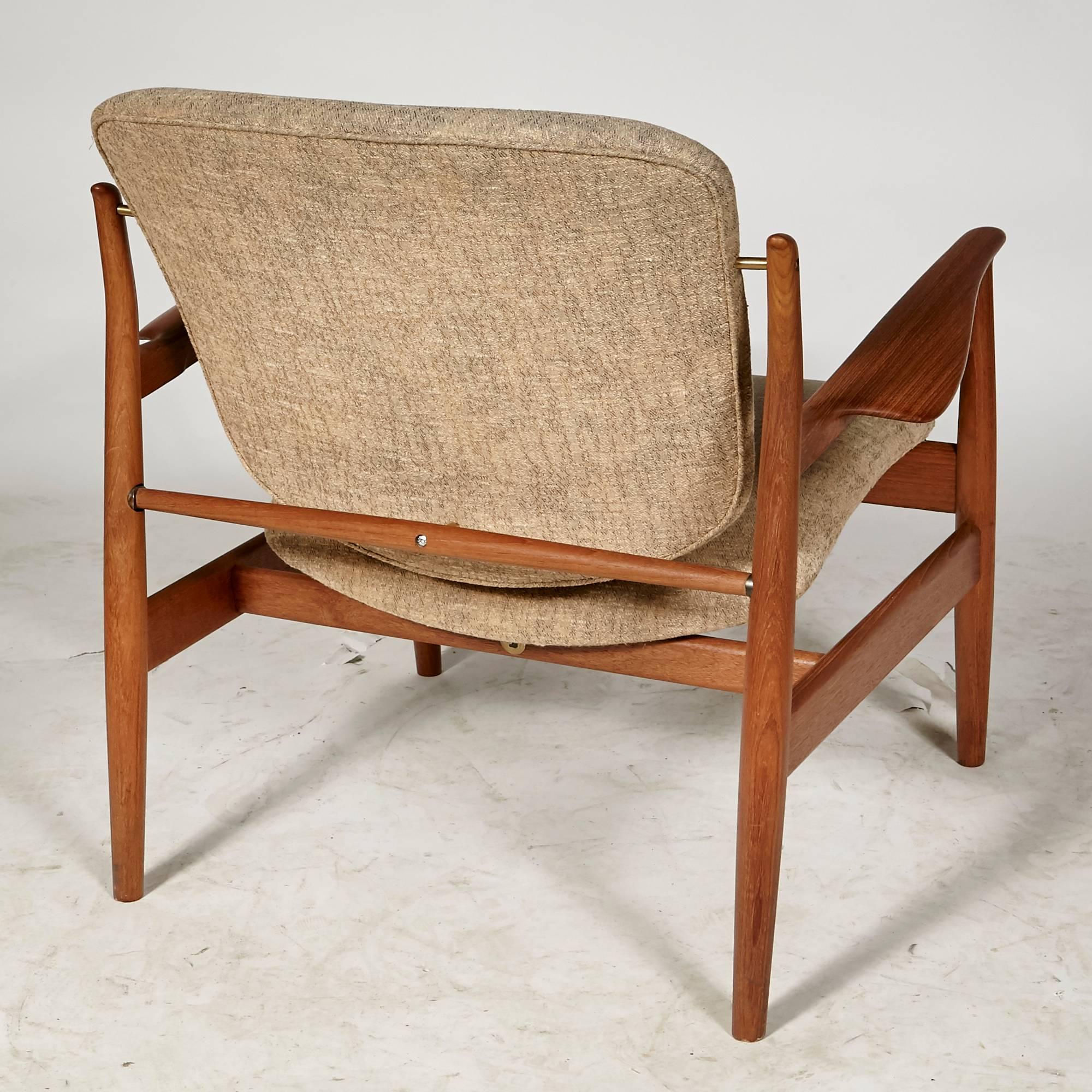 Finn Juhl Teak Danish Lounge Chair Model FD-136, 1950s For Sale 2