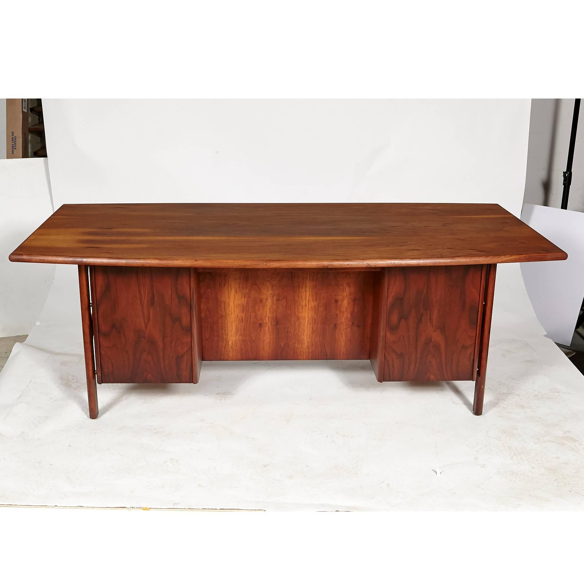 1950s Danish-Style Walnut Wood Executive Desk 1