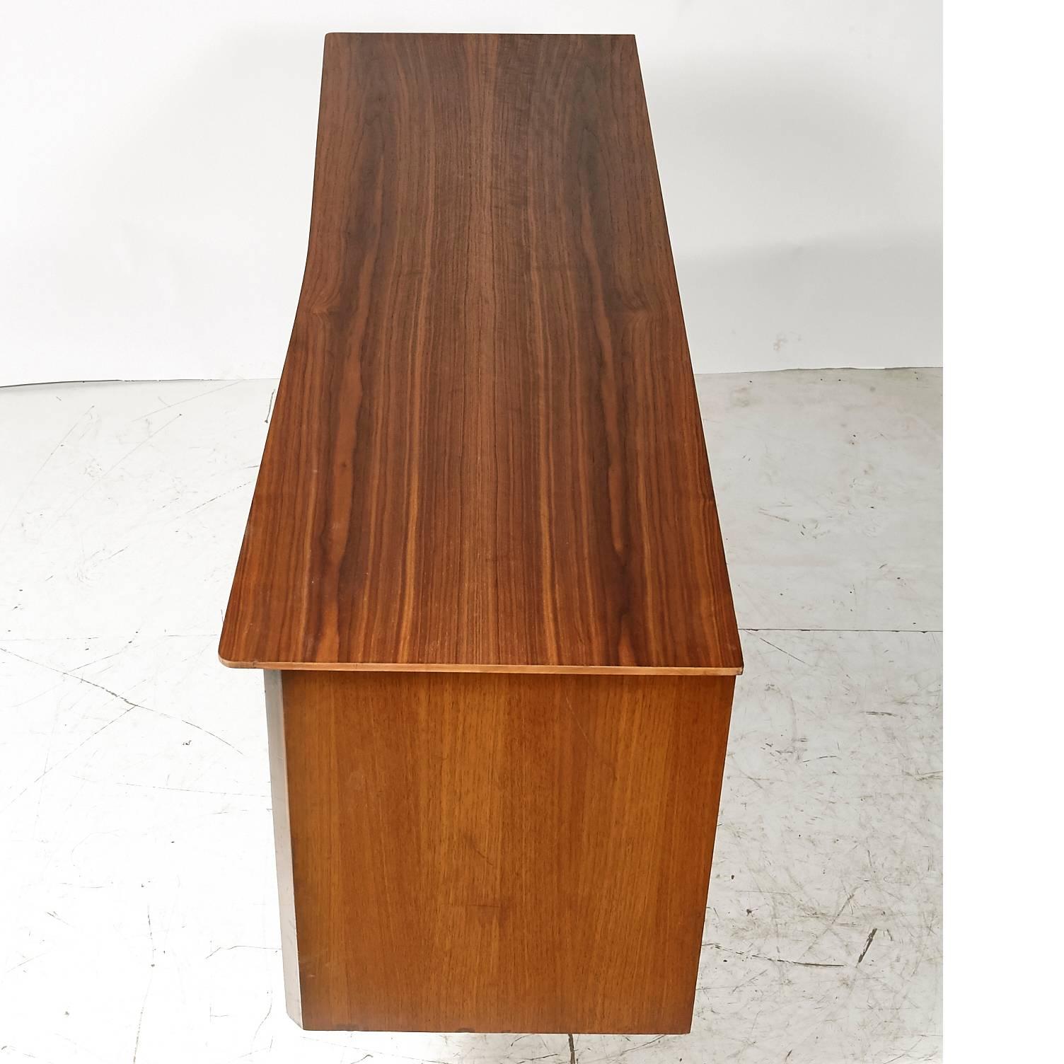 1960s Unagusta Walnut Wood Low Dresser For Sale 1