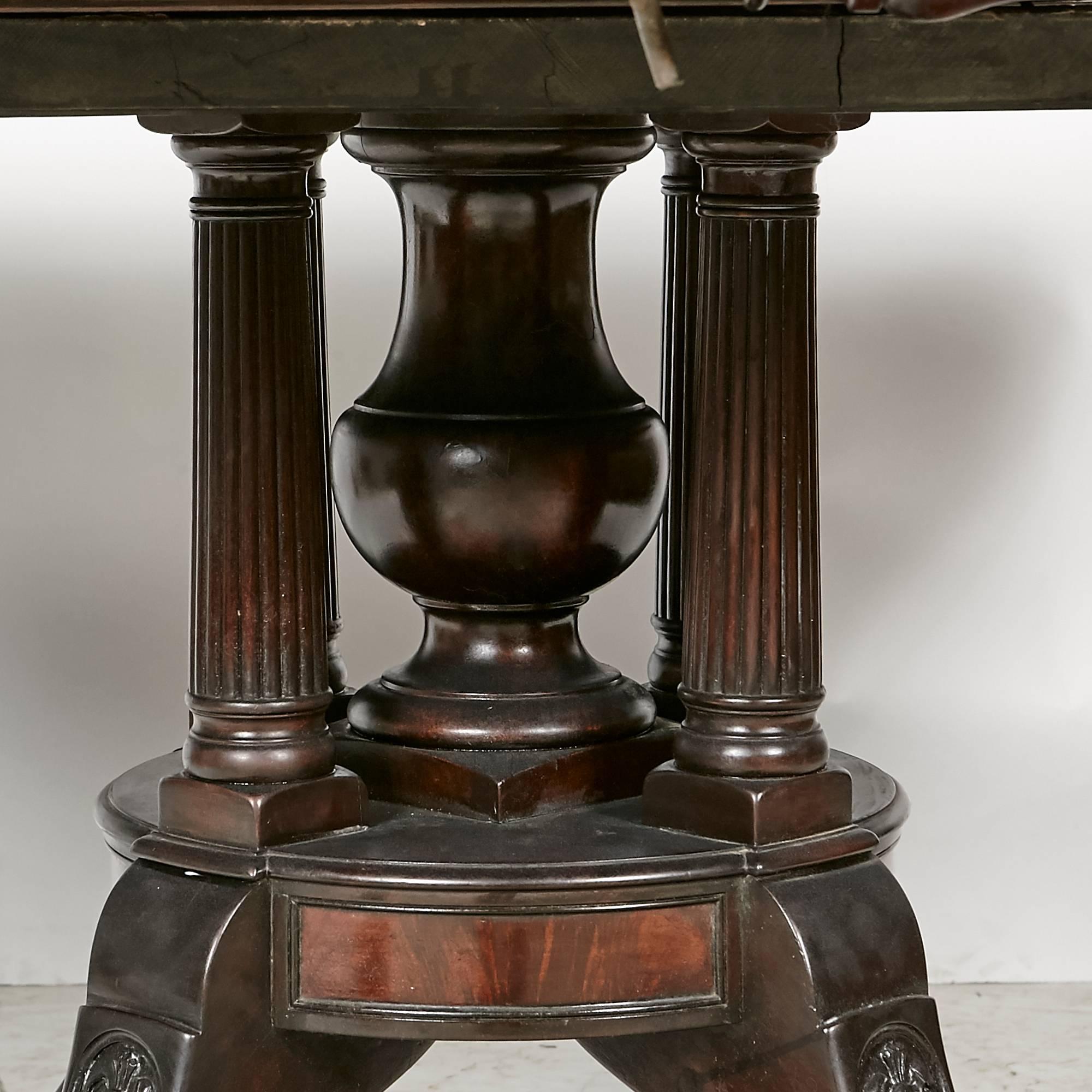 Regency-Style Mahogany Wood Banquet Dining Room Table In Excellent Condition In Amherst, NH