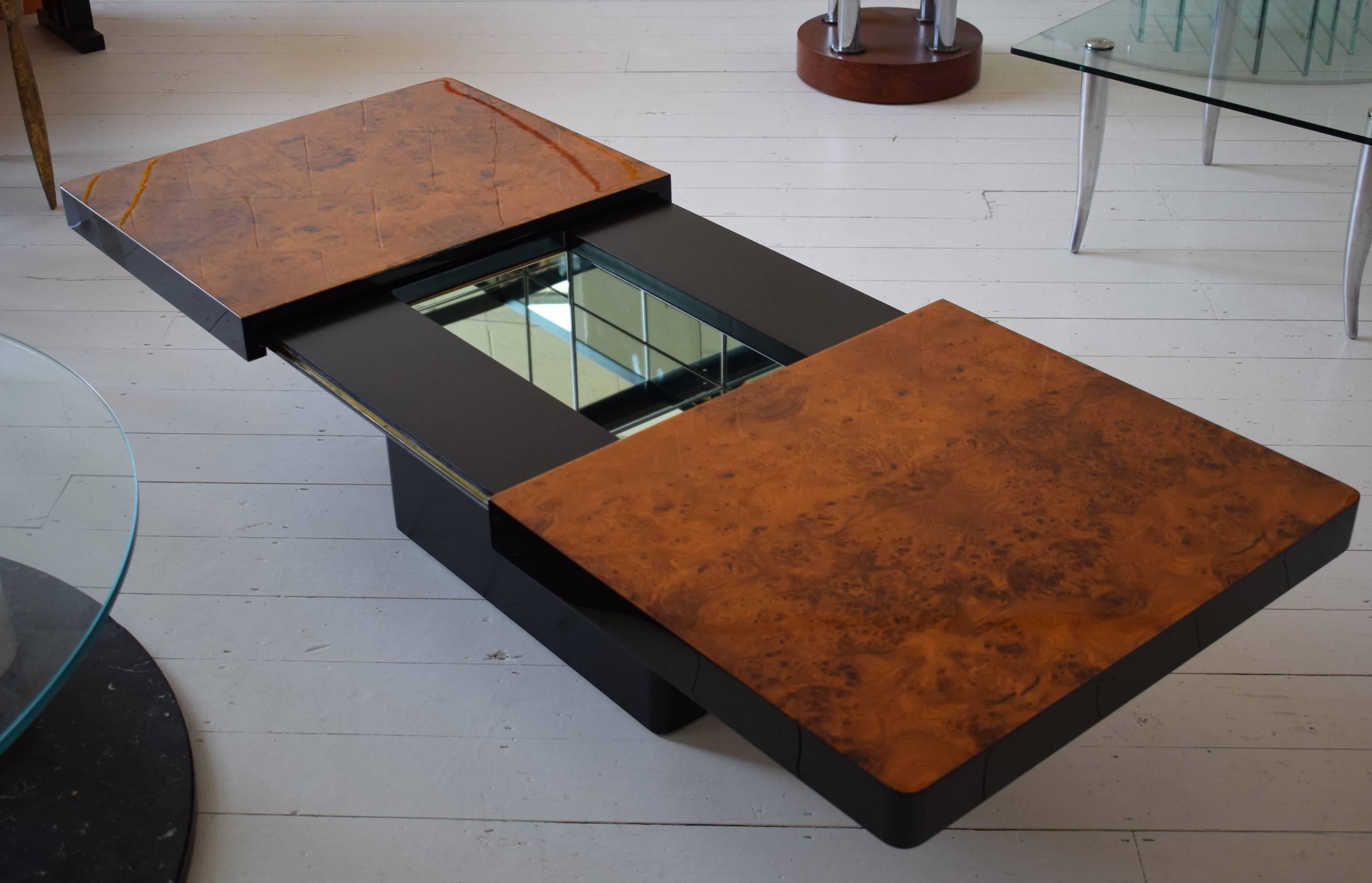 20th Century Italian Burl Walnut Coffee Cocktail Table with Mirrored Dry, Bar Mid Century