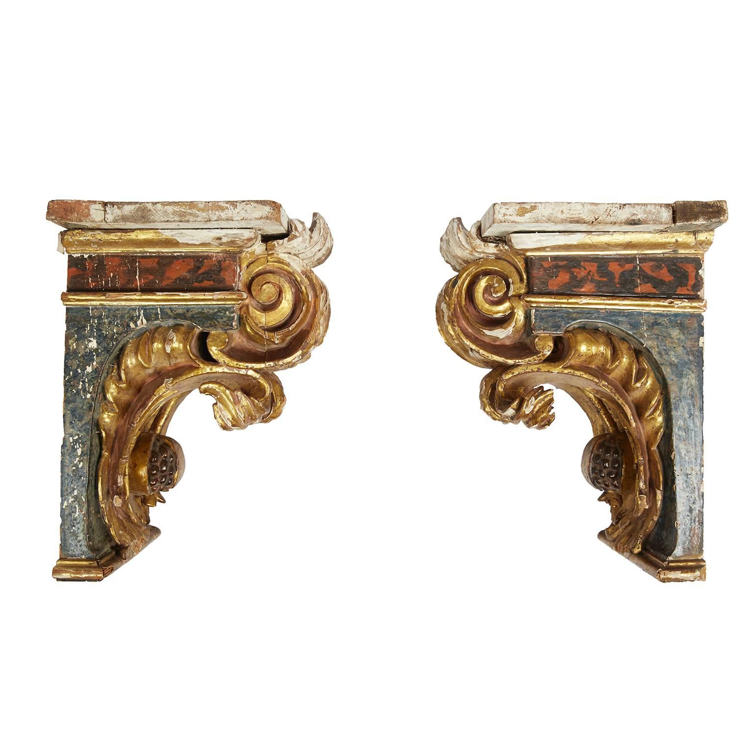 Rococo Pair of 18th Century Portuguese Corbels For Sale