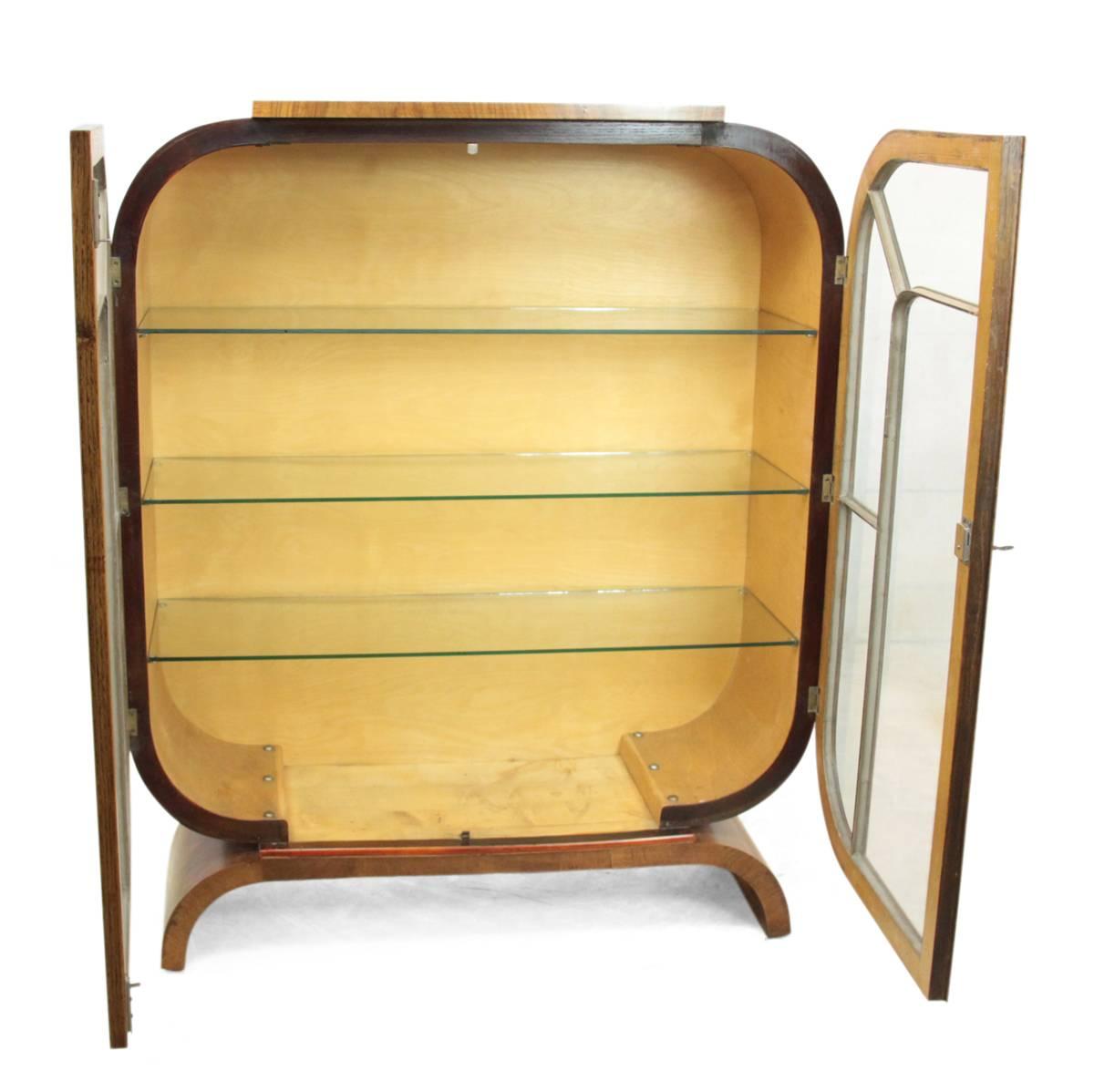 20th Century Art Deco Walnut Display Cabinet, circa 1930