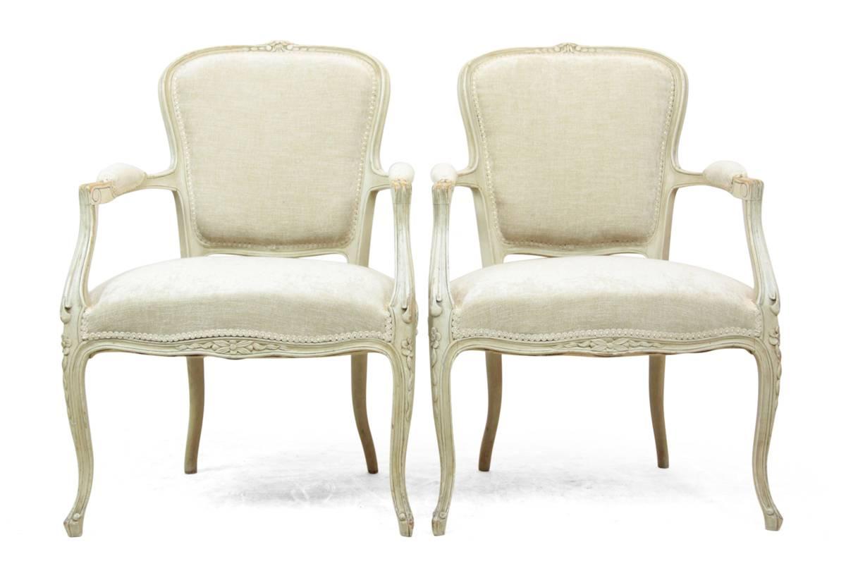 Pair of Louis XV Style Painted Chairs, circa 1880 For Sale 1