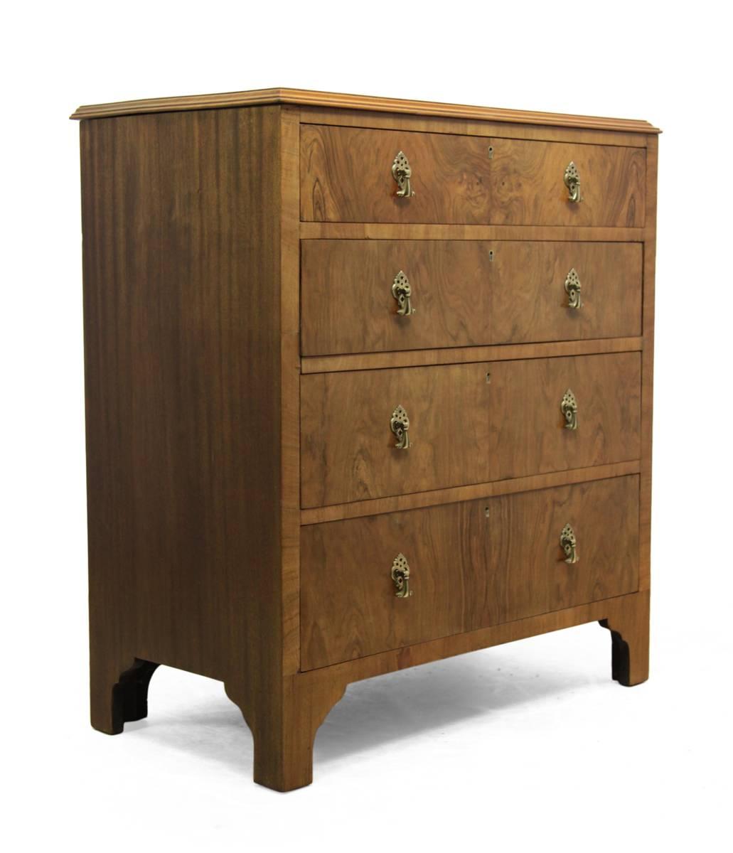 Art Deco walnut chest of drawers, circa 1930.
A good quality walnut chest of drawers from the Art Deco period, with four graduating drawers brass drop handles hand-cut dovetail joints and brass drop handles this chest is in very good vintage