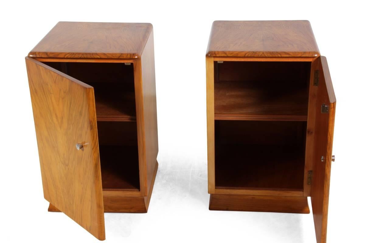 Mid-20th Century Pair of Art Deco Walnut Bedside Cabinets