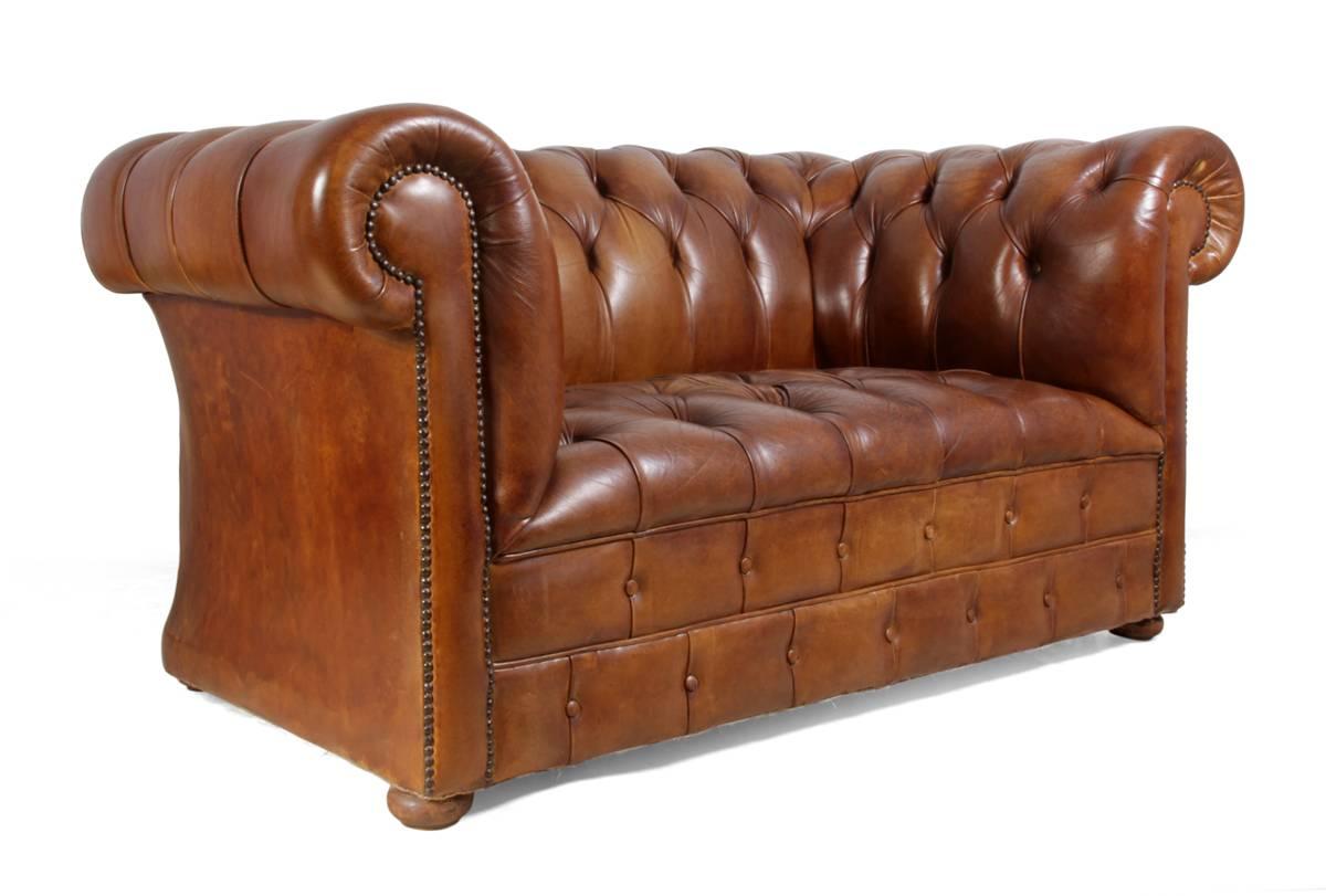 Vintage leather chesterfield sofa
This two-seat leather sofa was produced circa 1960s it has a solid hardwood frame and good thick leather upholstery, it is in very good condition throughout with age related wear consistent with age and light