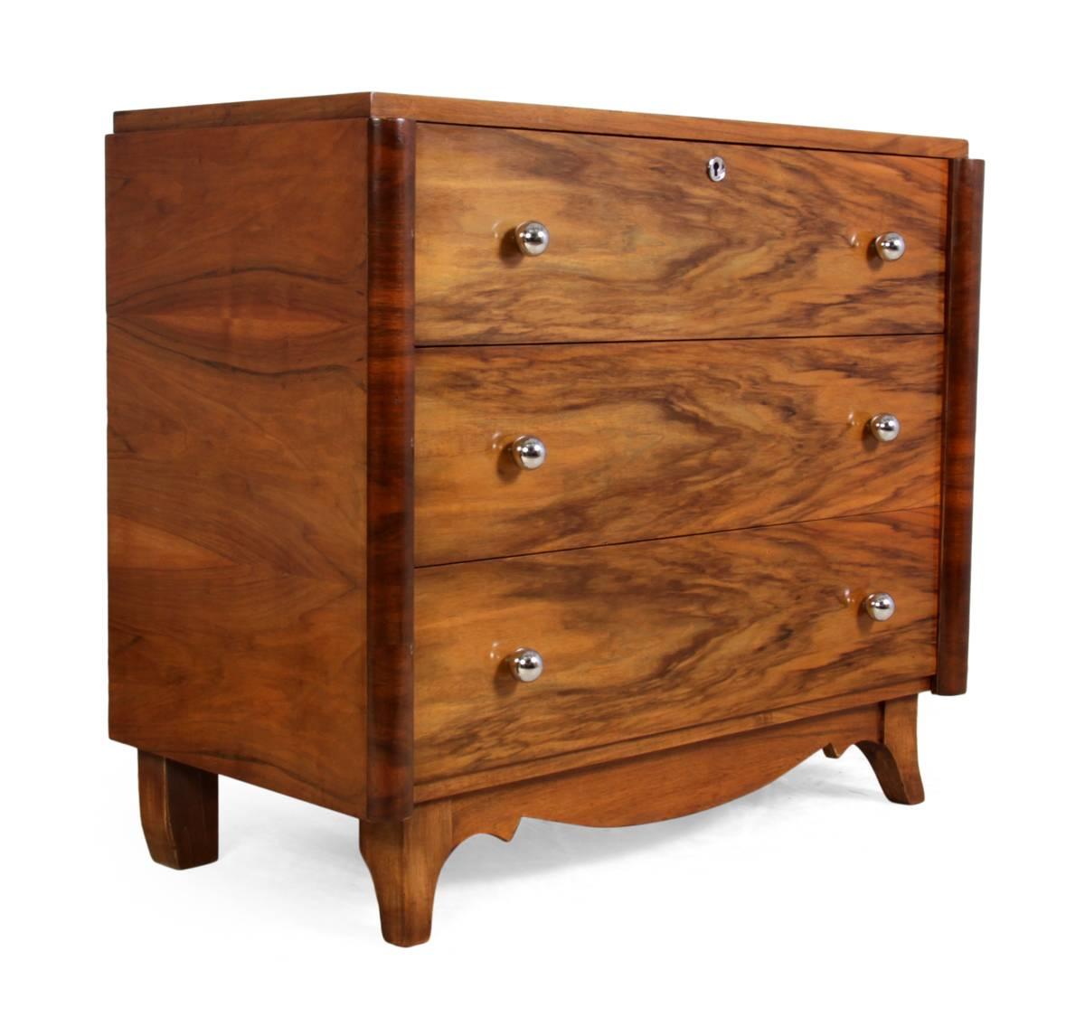 French Art Deco walnut chest, circa 1930
A good quality three drawer chest in walnut produced in France in the 1930s this chest has been fully restored the drawers all run smoothly and hand polished
Age: circa 1930
Style: Art Deco
Material: