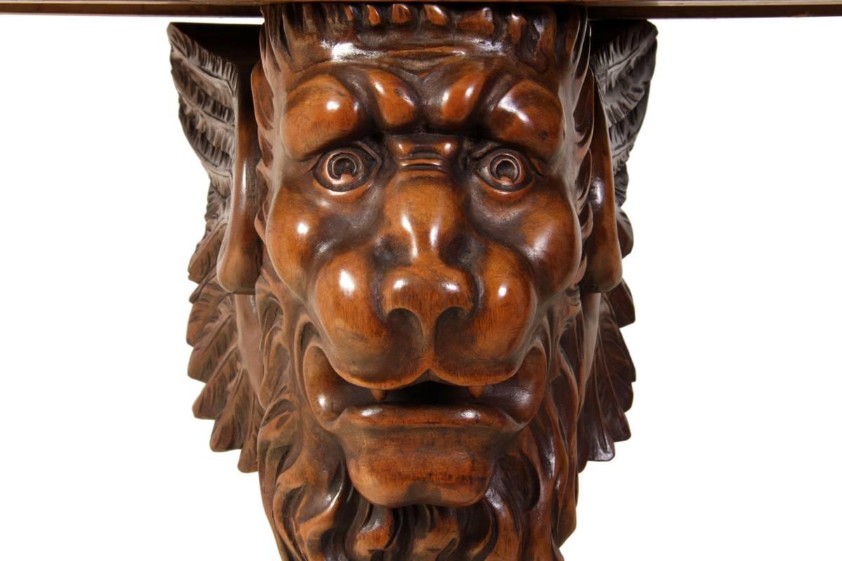 Lion Console Table in Carved Walnut and Marble 1