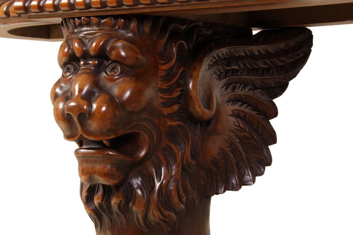 Lion Console Table in Carved Walnut and Marble 2