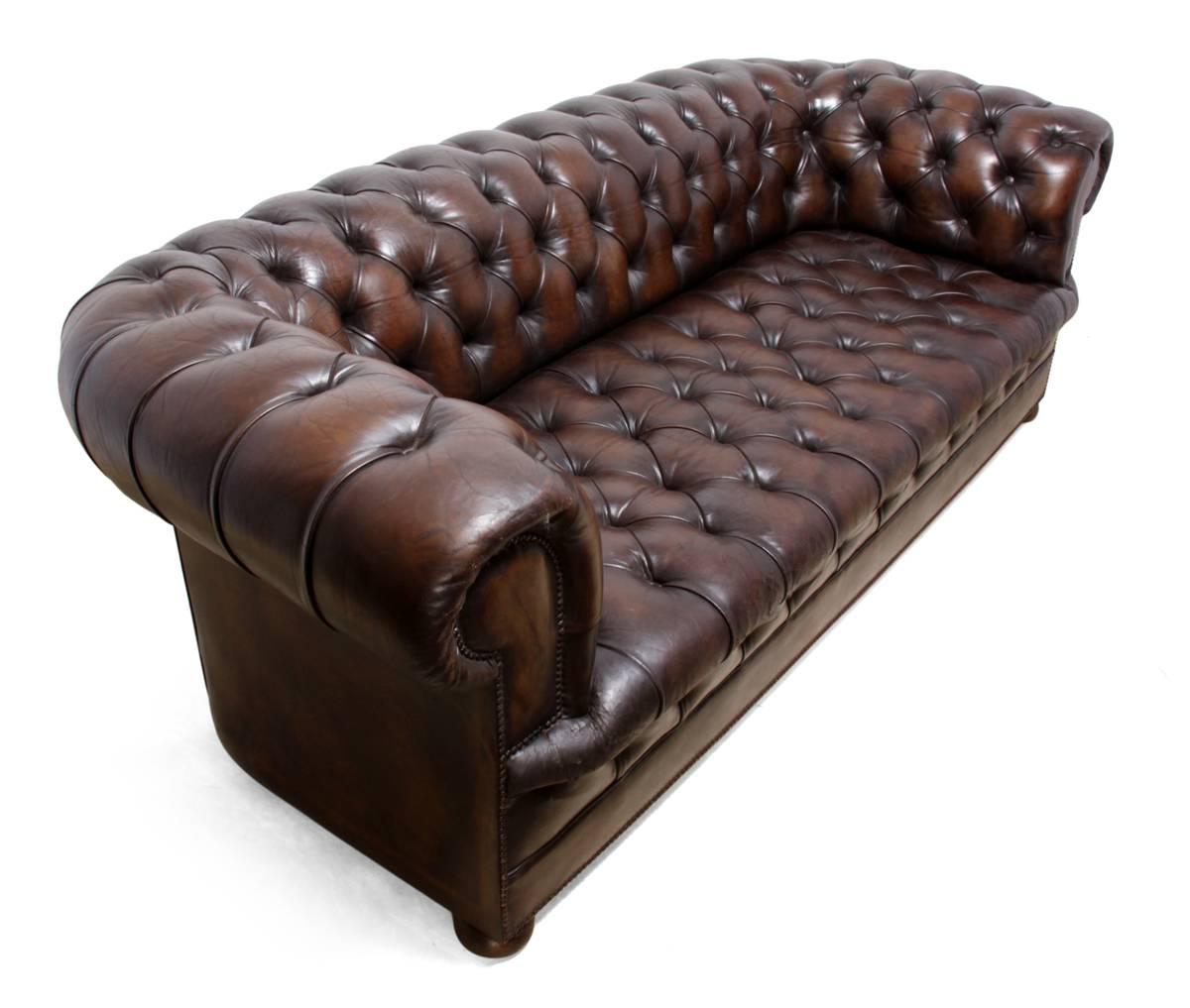 Vintage Brown Leather Chesterfield 1