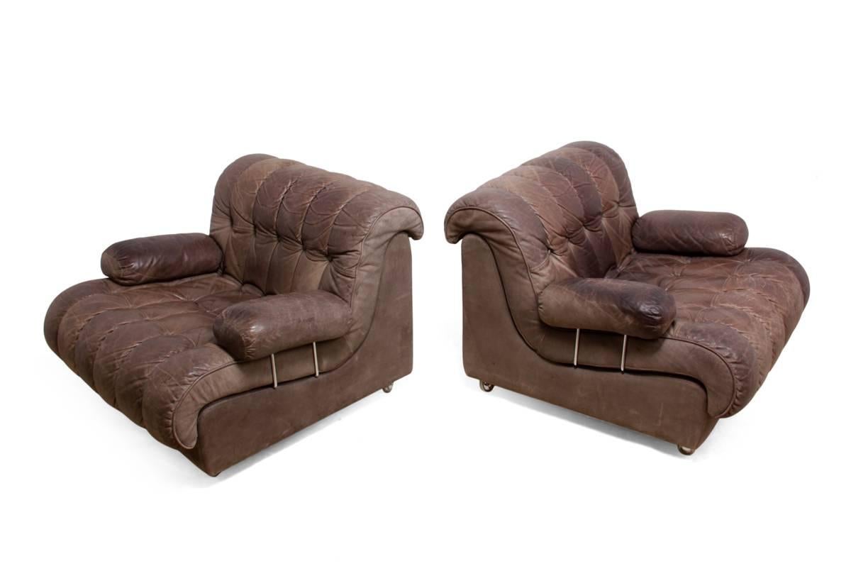 Pair of Mid-Century Leather Lounge Chairs 2