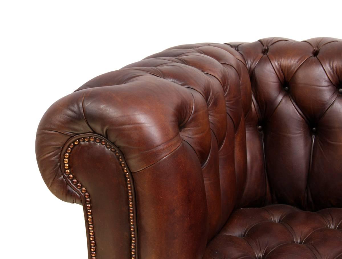Mid-20th Century Brown Leather Vintage Leather Chesterfield