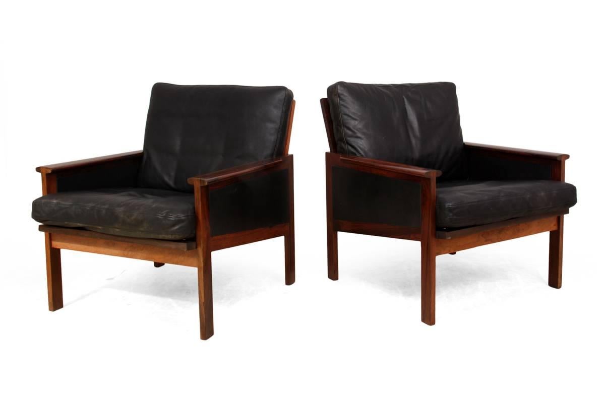 Pair of Capella Armchairs by Illum Wikkelso for Eilersen 1