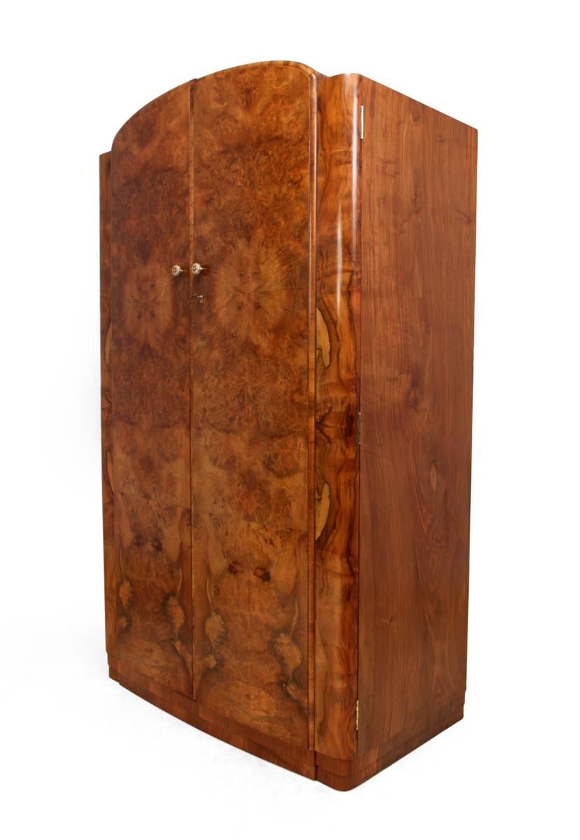 Art Deco Burr Walnut Wardrobe, circa 1930 In Excellent Condition In Paddock Wood, Kent
