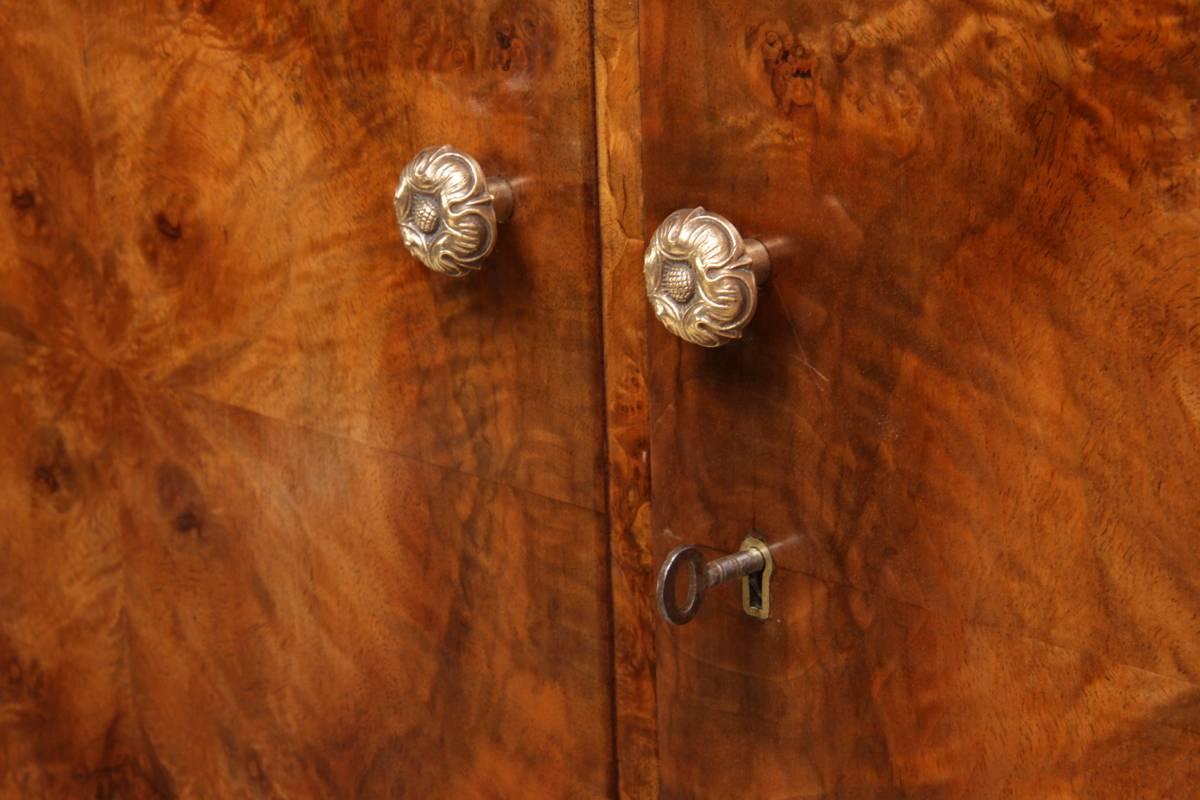Art Deco Burr Walnut Wardrobe, circa 1930 1
