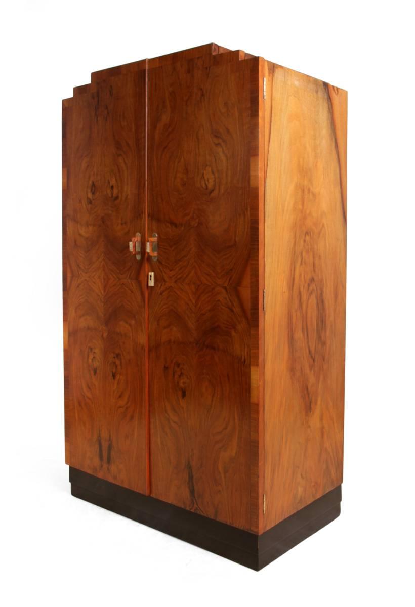 Wood Art Deco Gentleman's Wardrobe in Walnut, circa 1930