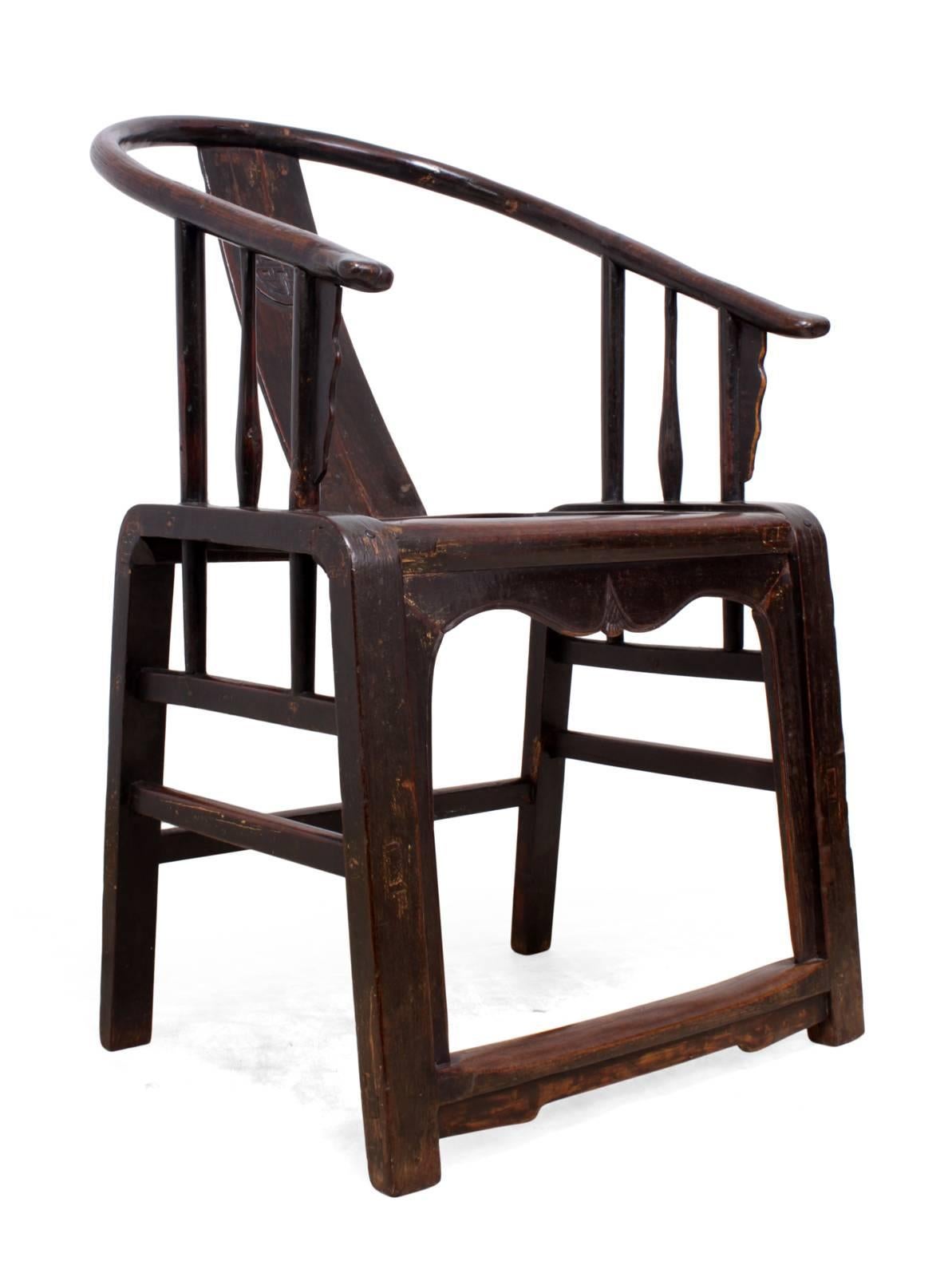 Chinese elm 19th century horseshoe chair
Produced in China in the 19th century of solid elm and hand carved this chair is in very good original condition with age related wear from use

Age: 19th century

Style: Chinese antiques

Material: