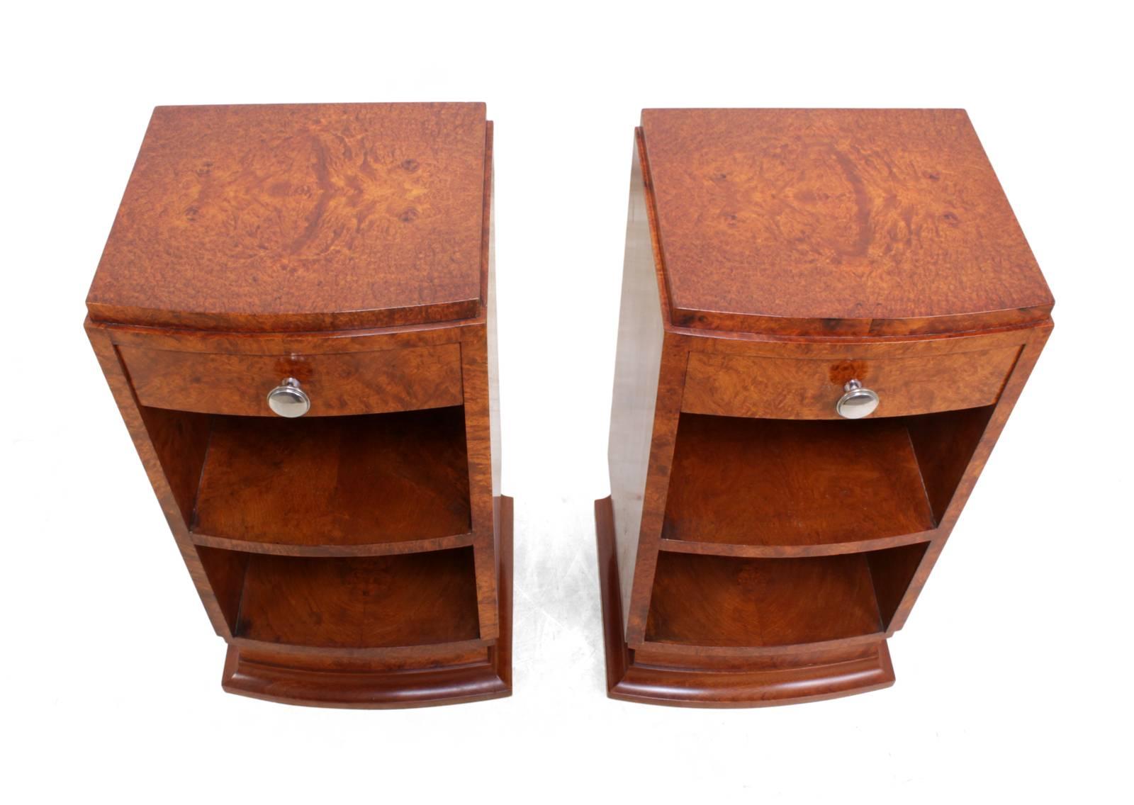 Art Deco bedside cabinets in amboyna
A pair of French Art Deco bedside tables with single drawer and shelf below these bedsides have been professionally restored and hand polished

Age: 1930

Style: Art Deco

Material: Amboyna

Condition: