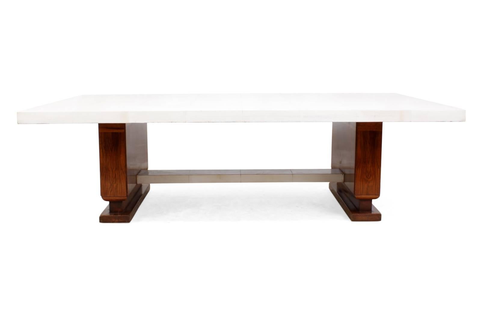 Art Deco walnut and parchment coffee table
A very good quality walnut cross banded based coffee table with parchment top and matching centre stretcher in very good condition

Age: 1930

Style: Art Deco

Material: Parchment and