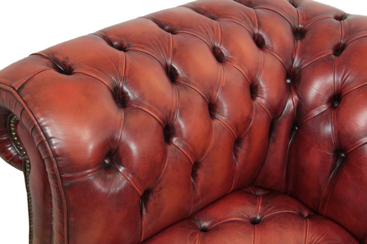 Vintage Red Leather Chesterfield 1