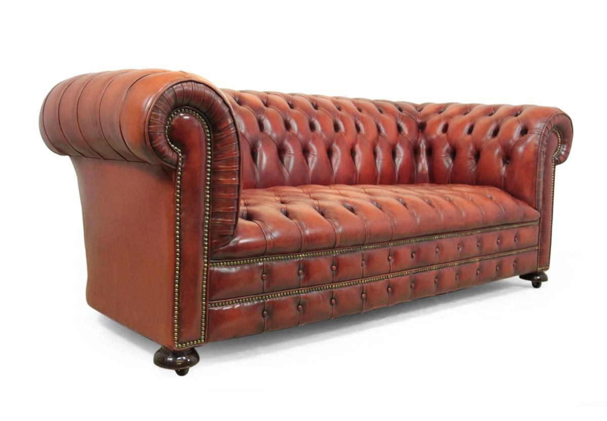 Vintage Red Leather Chesterfield 4