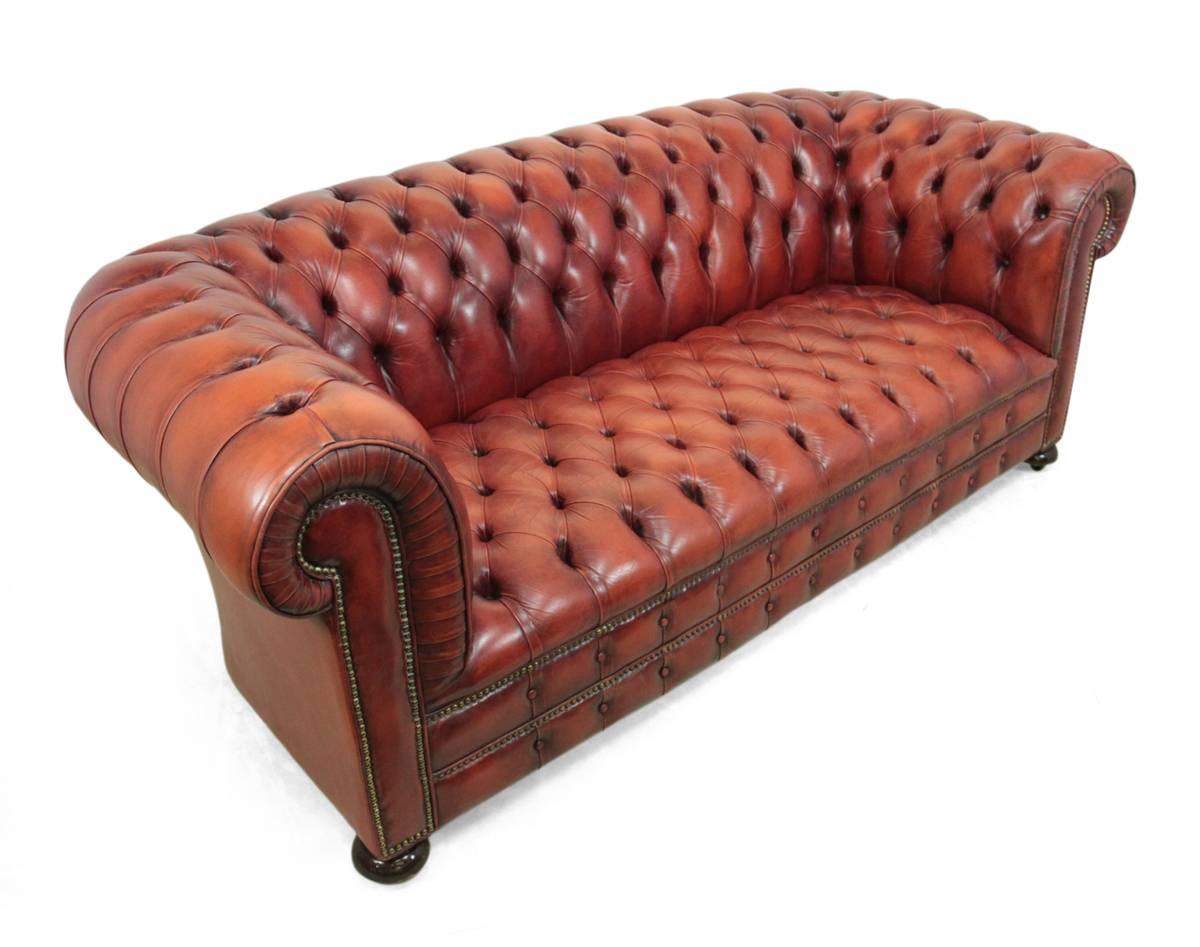 Vintage Red Leather Chesterfield 5