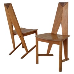  Paar FCH1A-Esszimmerstühle, bearbeitet von Seltz, um 1980, Frankreich.