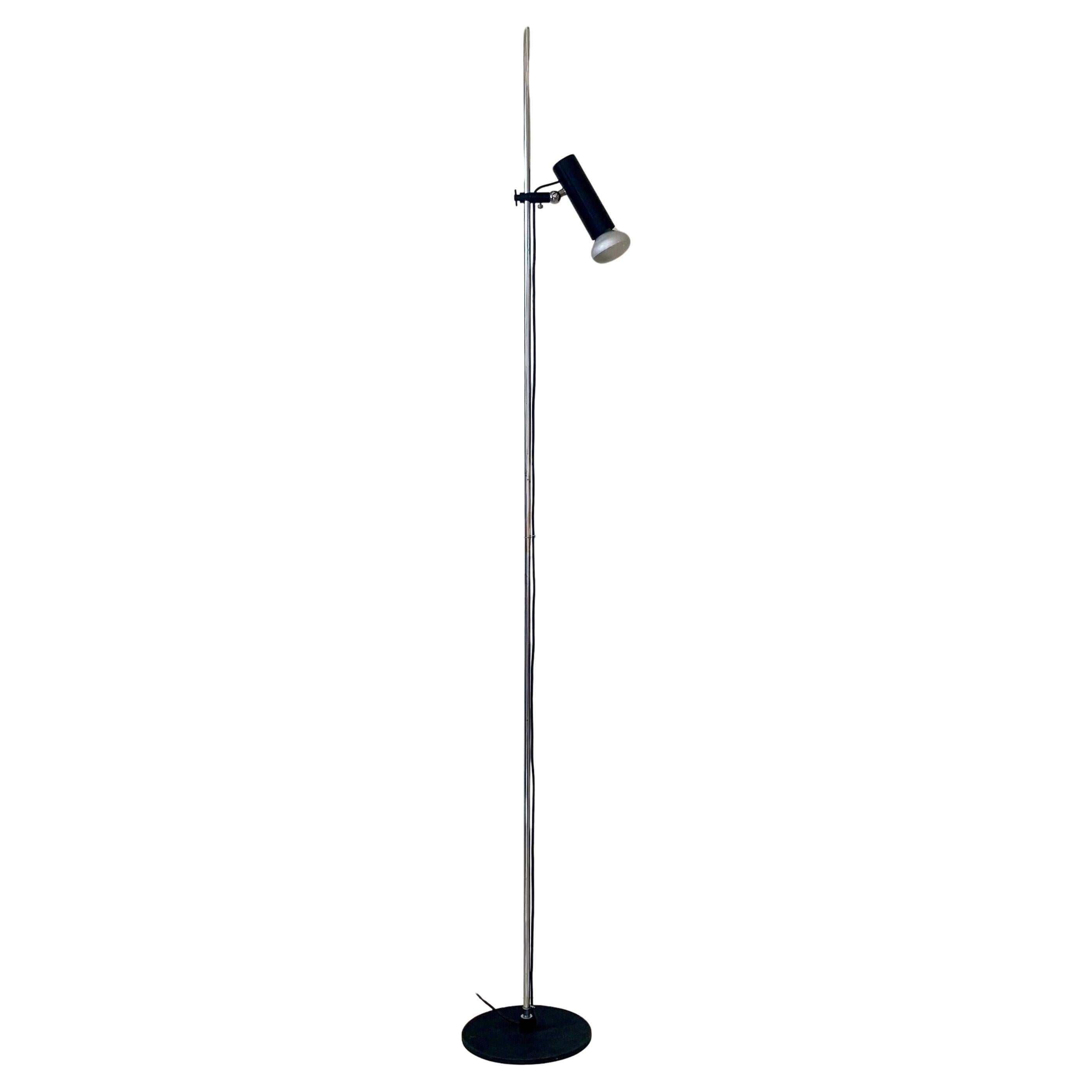 Gino Sarfatti Model 1055/SP Floor Lamp for Arteluce, 1955, Italy .