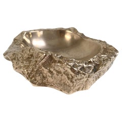Vide-Poche in bronzo firmato da Monique Gerber, 1970 circa, Francia.
