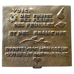 Caja de belleza de bronce dorado firmada por Line Vautrin «Voici Des Fleurs...», hacia 1940, Francia