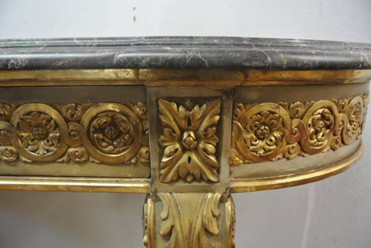 Marbre Console en bois doré de style Louis XVI, XIXe siècle en vente