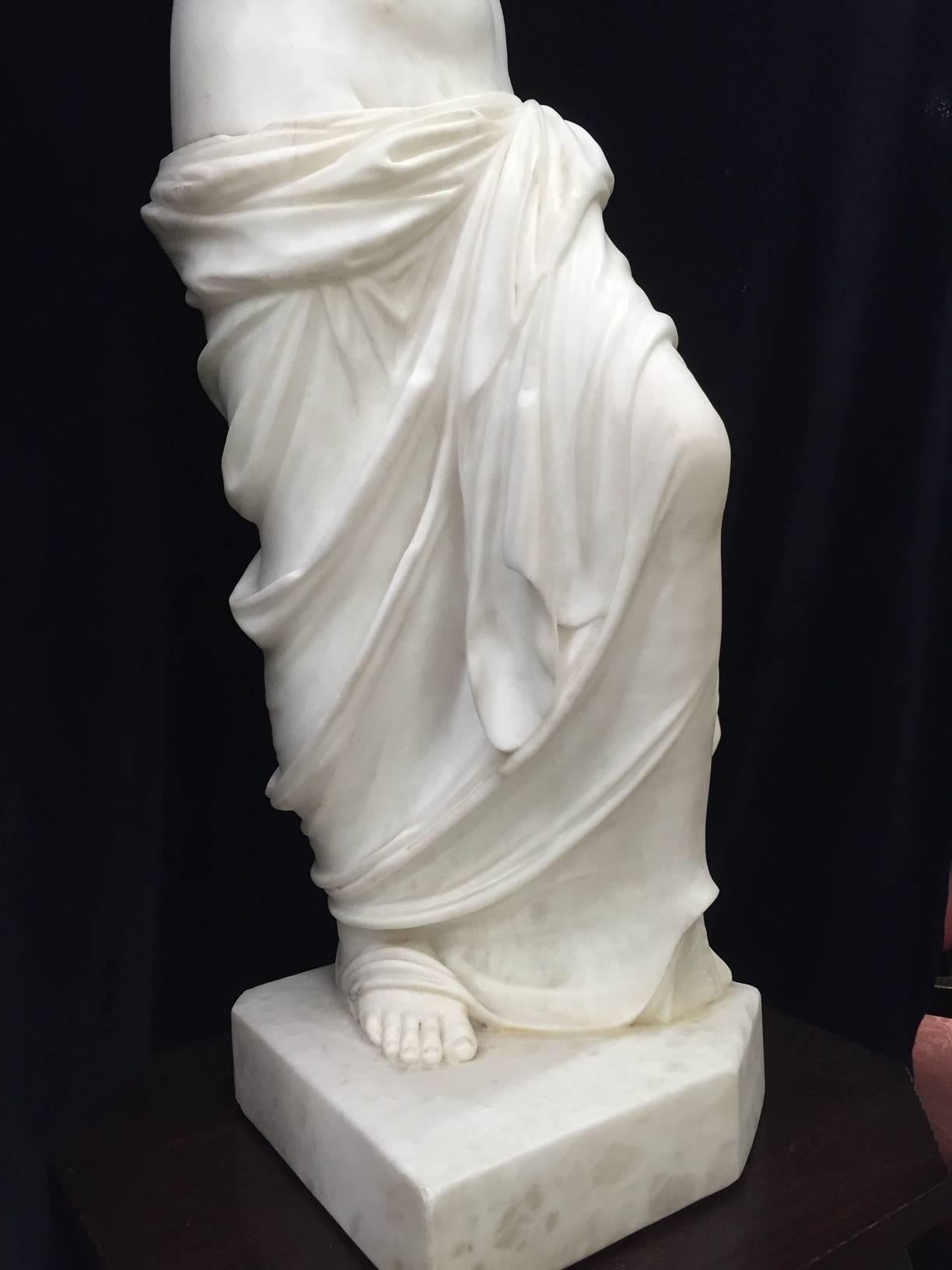 venus marble statue