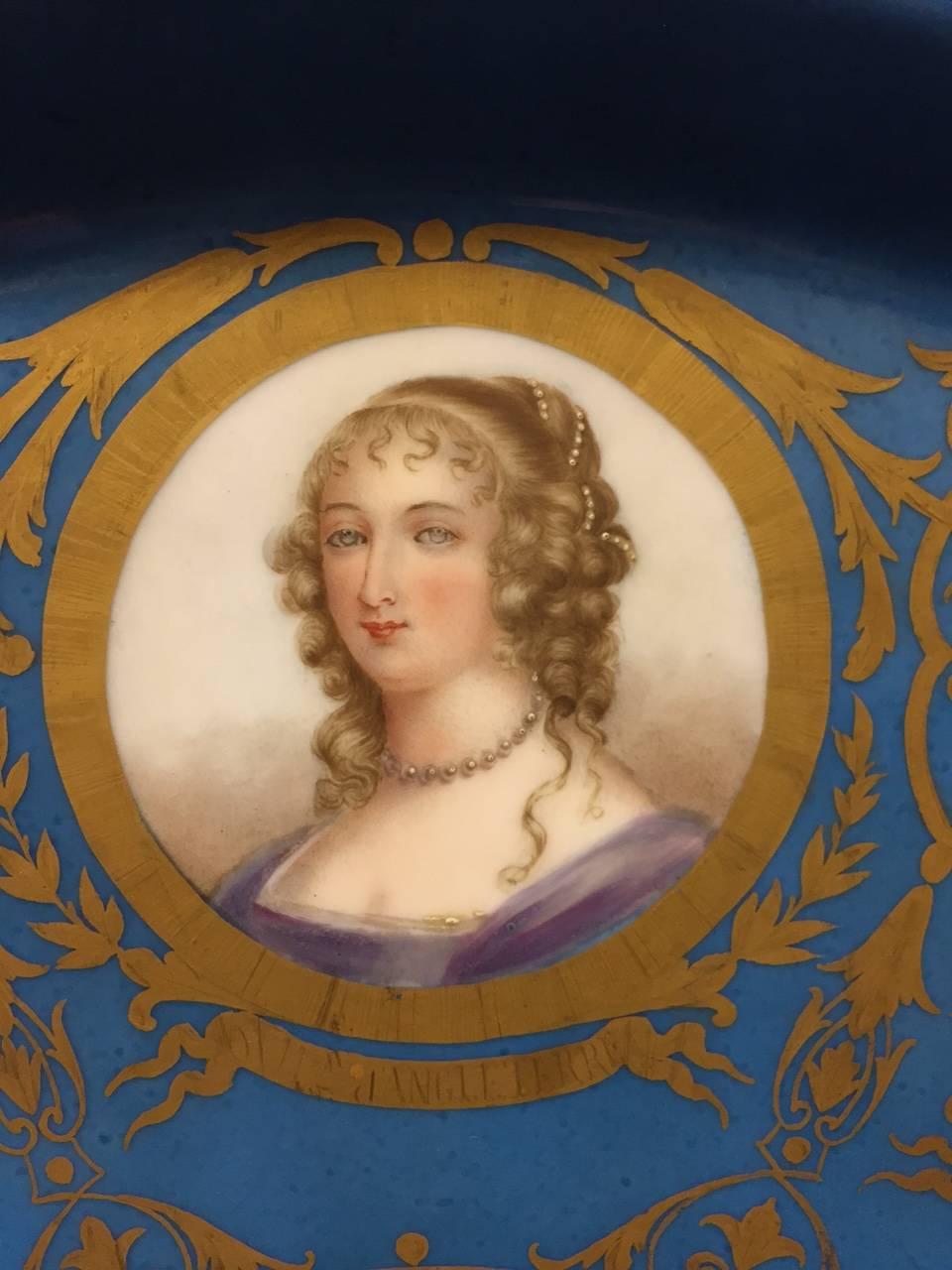 Important French 19th Century Sevres Round Plaque with Royal Portraits In Excellent Condition In Cypress, CA