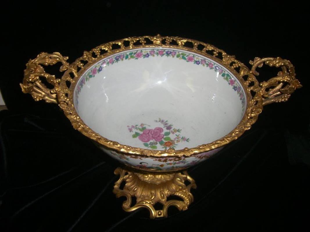 Ormolu Mounted Chinese Porcelain Bowl Centerpiece, 19th Century 1