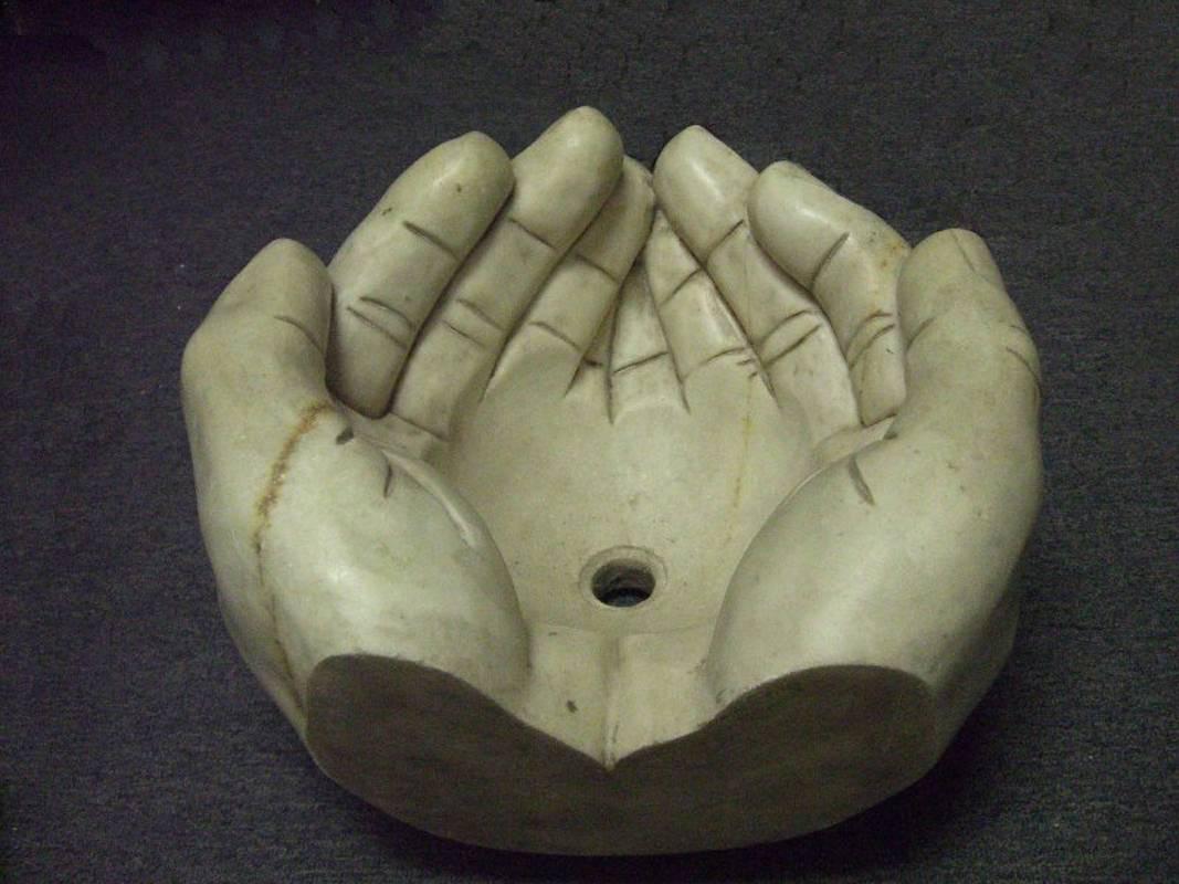 Italian Carved Marble Hand Form Sink, Mid-20th Century 1