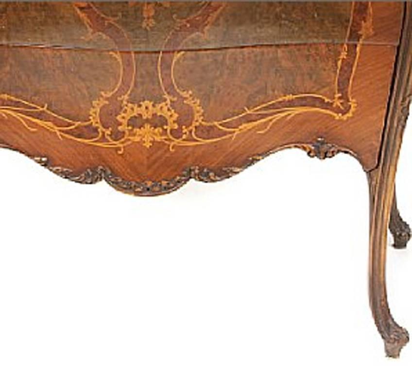 French Louis XV Style Marquetry Inlaid Walnut Commode, circa 1920