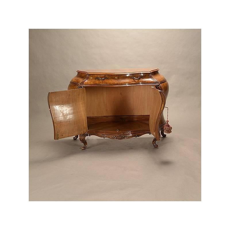 20th Century Venetian Rococo Style Burl Walnut Veneered Commode Cabinet, circa 1900